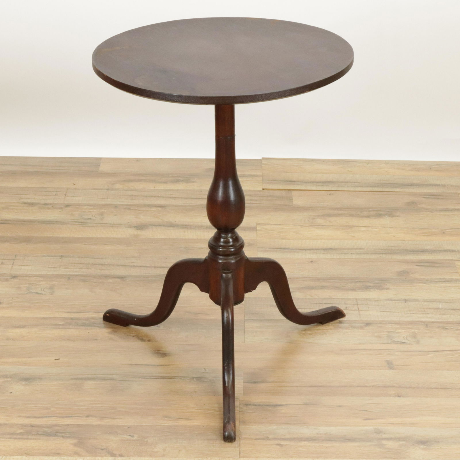 Later Federal Mahogany Tripod Table (1 of 3)