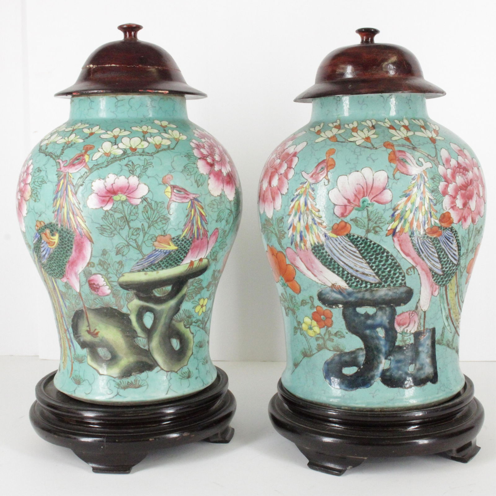 Large Pair of Chinese Porcelain Vases (1 of 19)