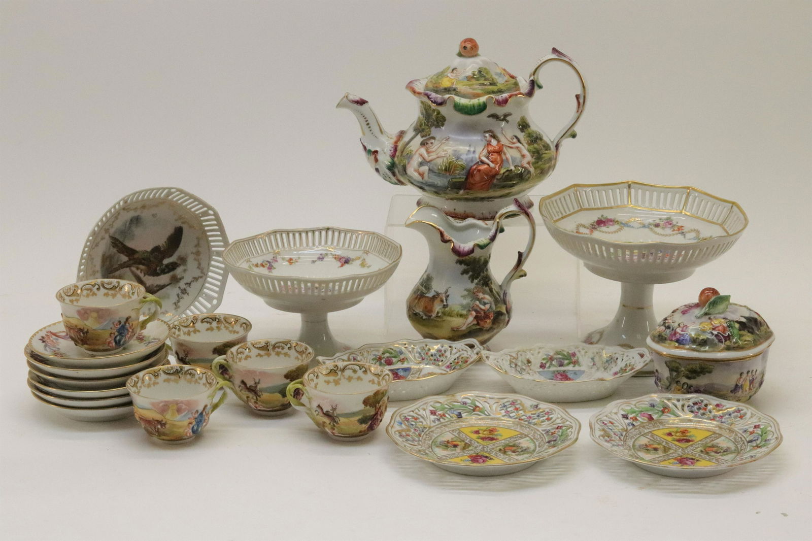 Capo Di Monte Tea Set + Dresden & Bavarian (1 of 16)