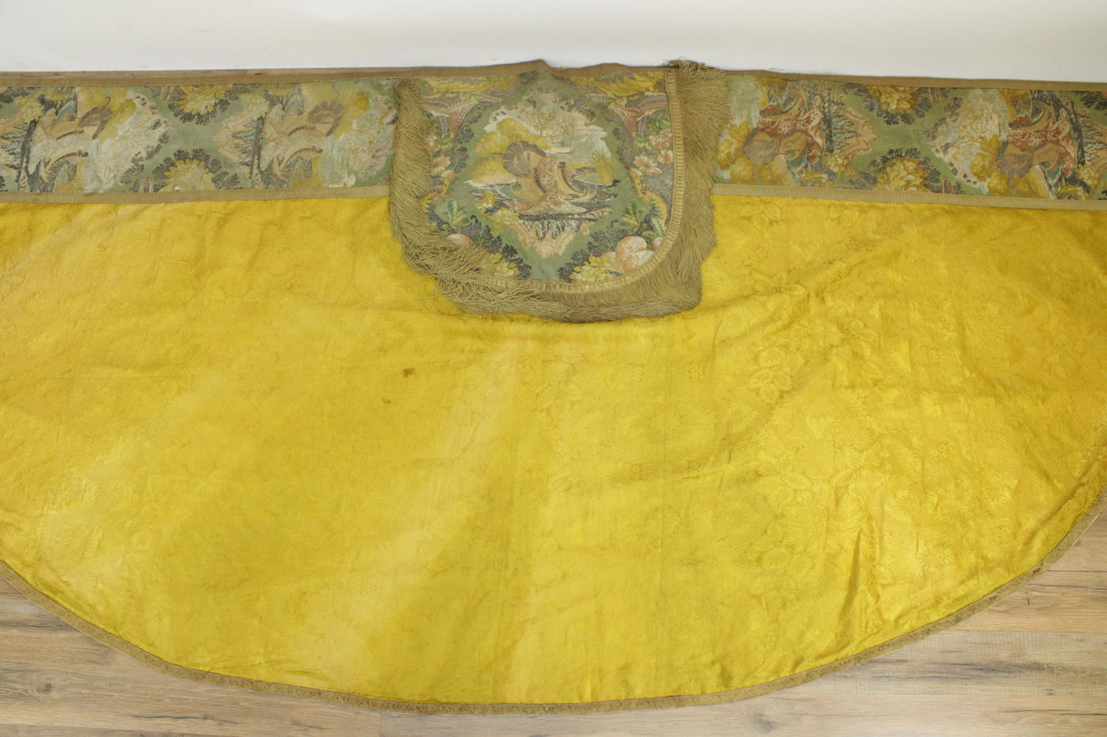 Metal Embroidered Mustard Silk Valance, 18/19 C. (1 of 4)