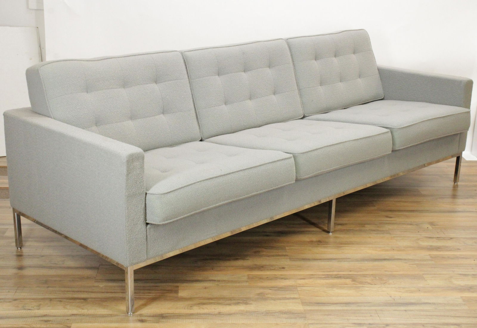 Florence Knoll Sofa for Knoll International (1 of 5)