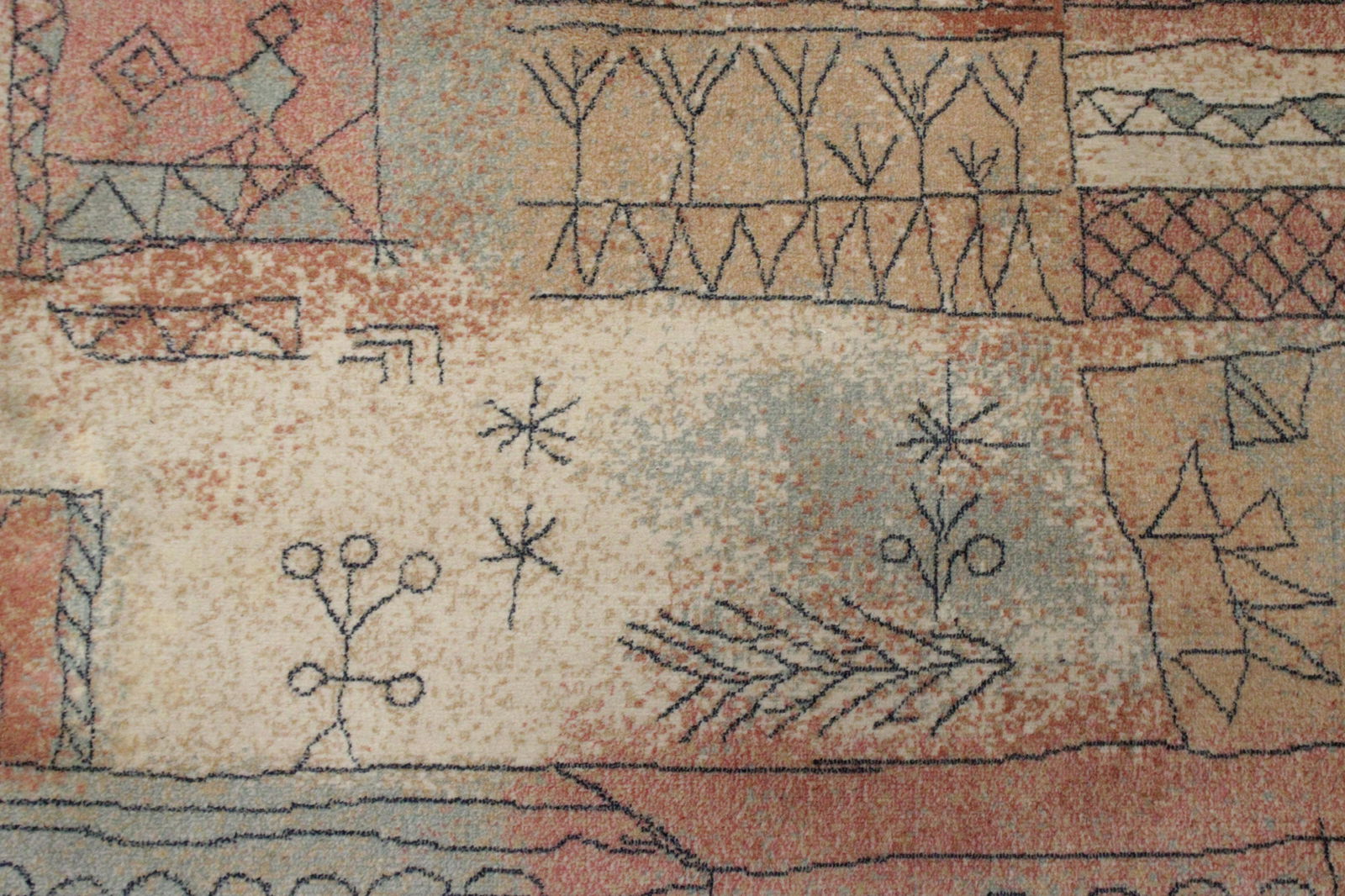 Mid Century Modern Design Rug (1 of 7)