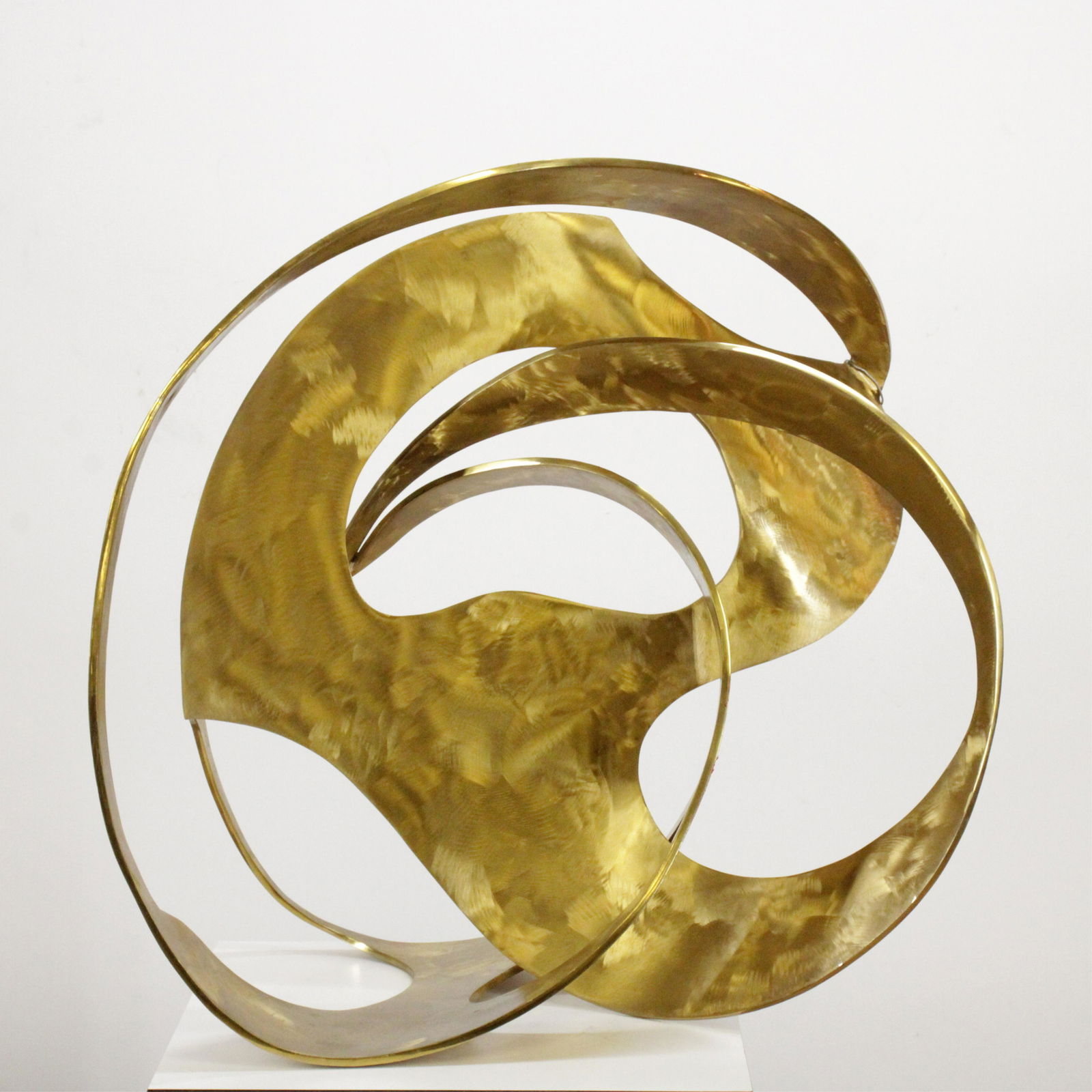 Harold Harris, Untitled, brushed metal (1 of 5)