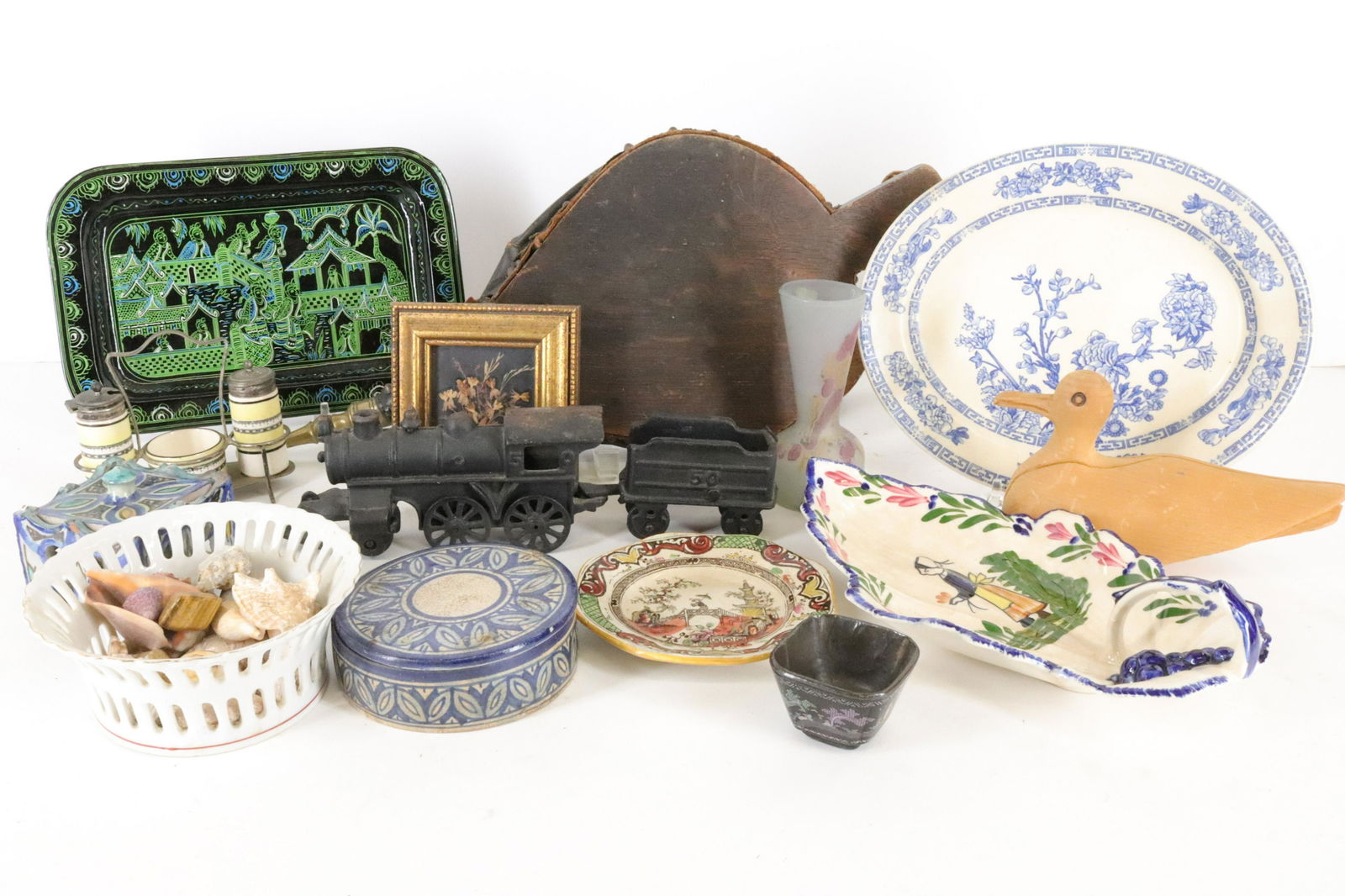 Group of Collectibles, Odds & Ends (1 of 8)