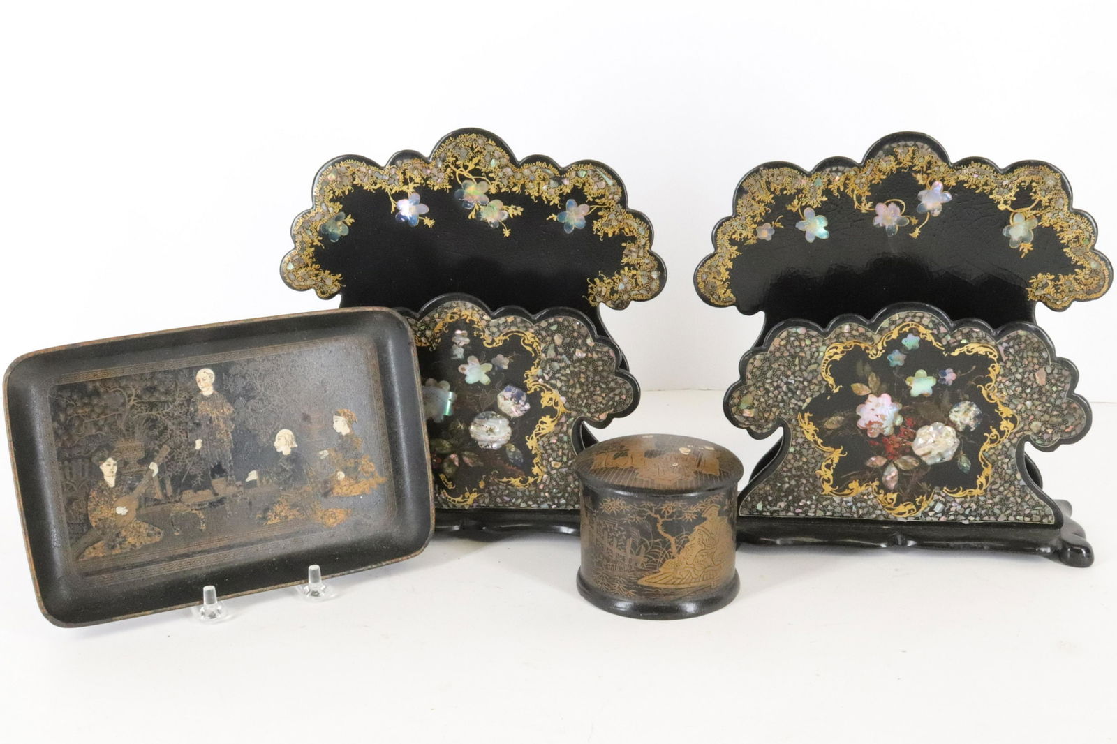 4 Pieces of Papier Mache/Lacquerware (1 of 4)