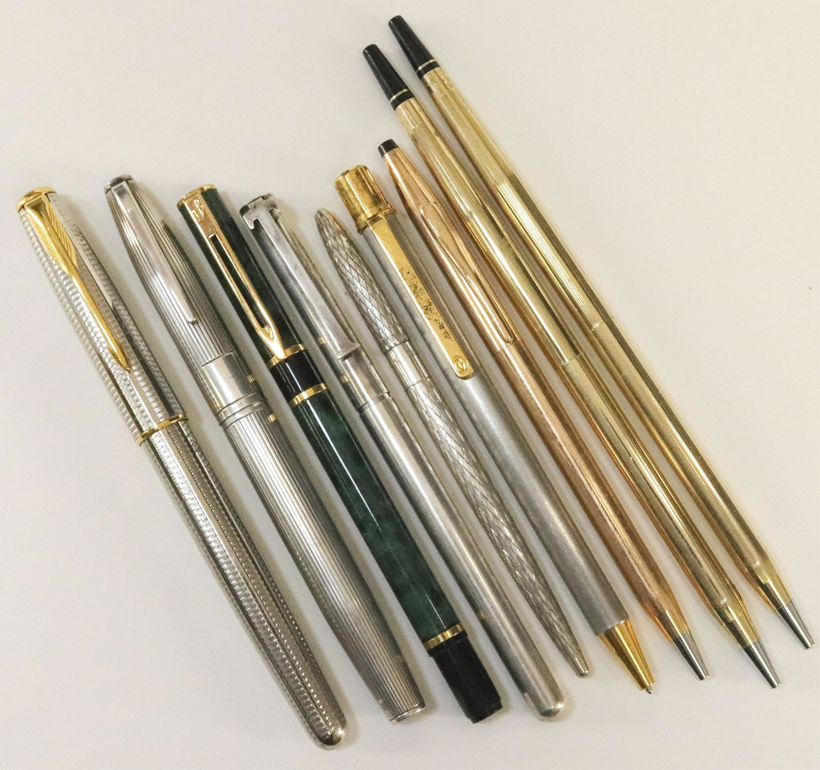Group of Designer Pens - Cartier, Tiffany, Parker (1 of 10)