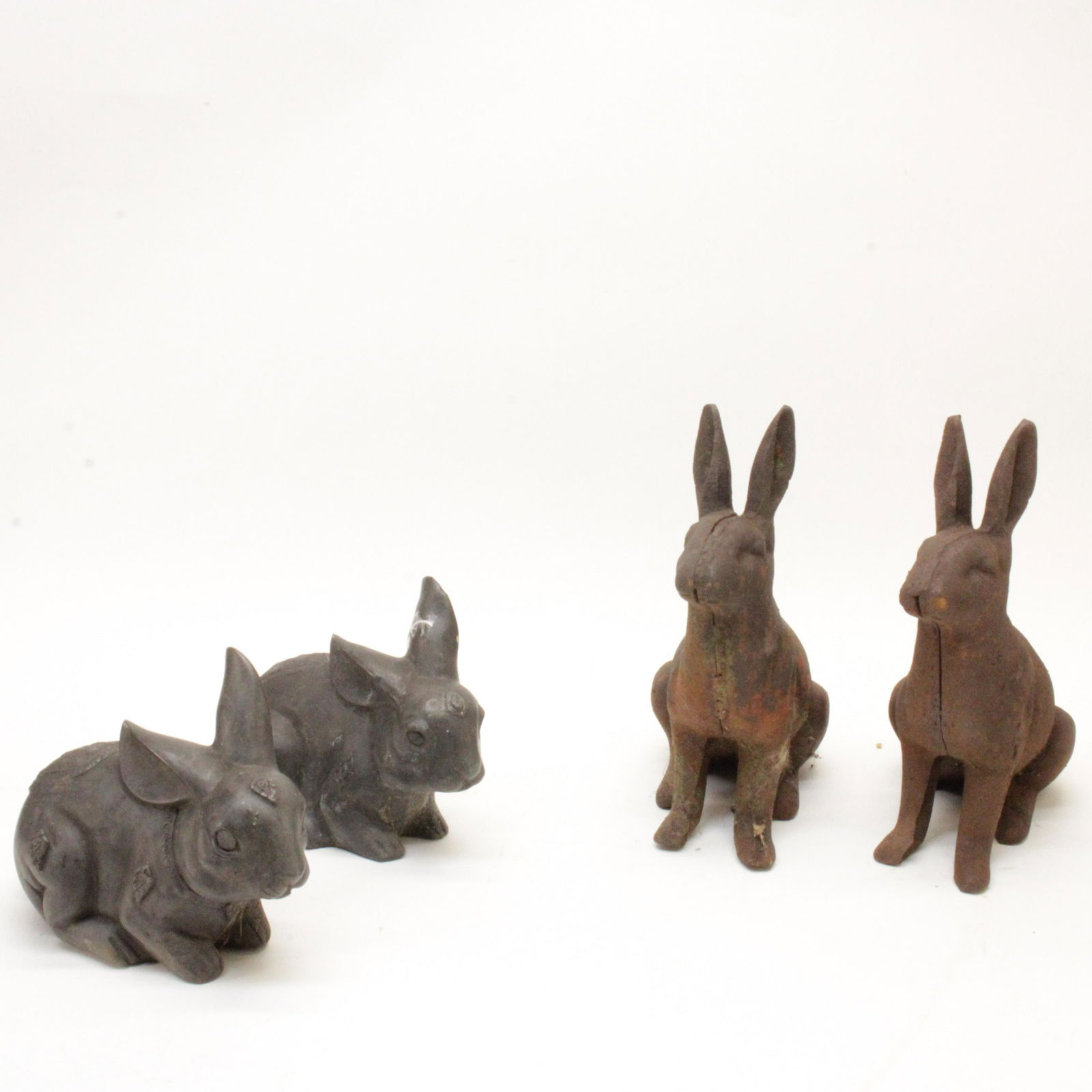 4 Cast Iron Rabbits, variously sized (1 of 5)