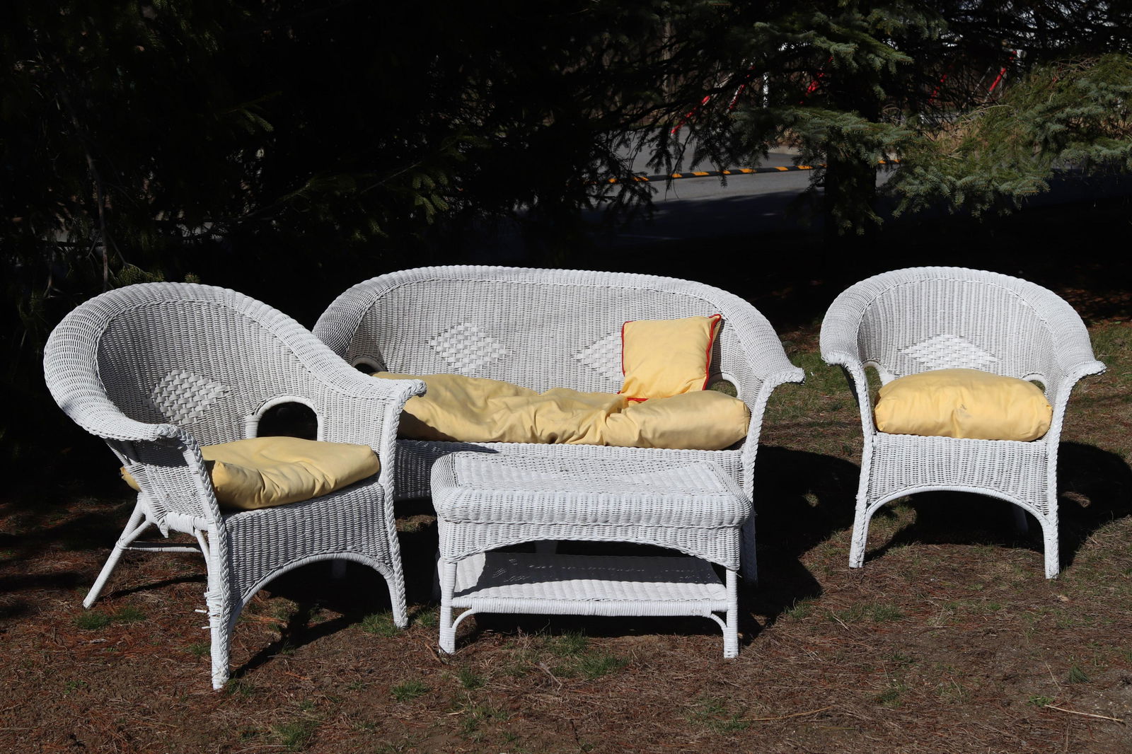 Vintage White Painted Wicker Porch Set (1 of 8)