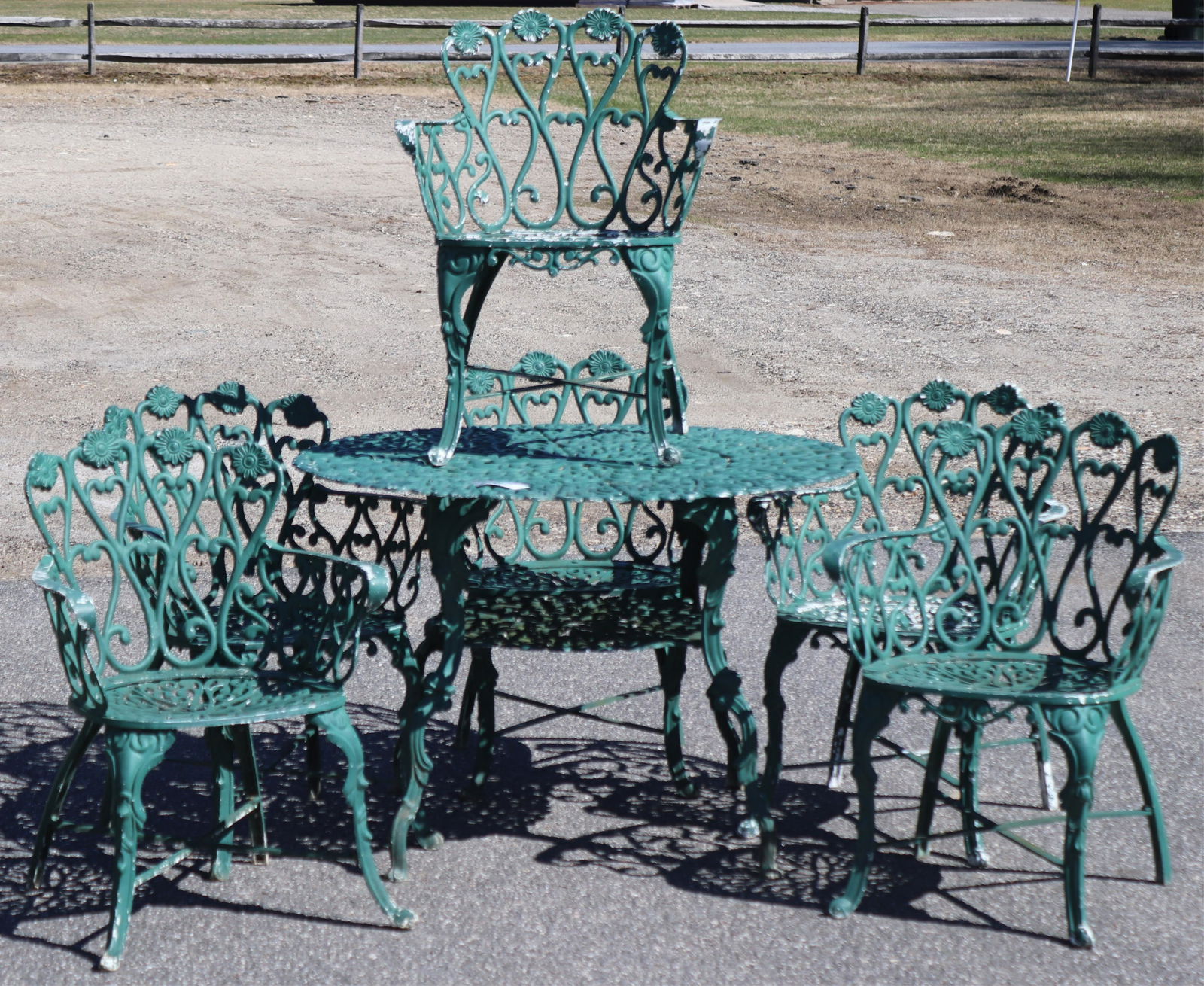 Vintage Cast Aluminum Outdoor Table, Six Chairs (1 of 4)