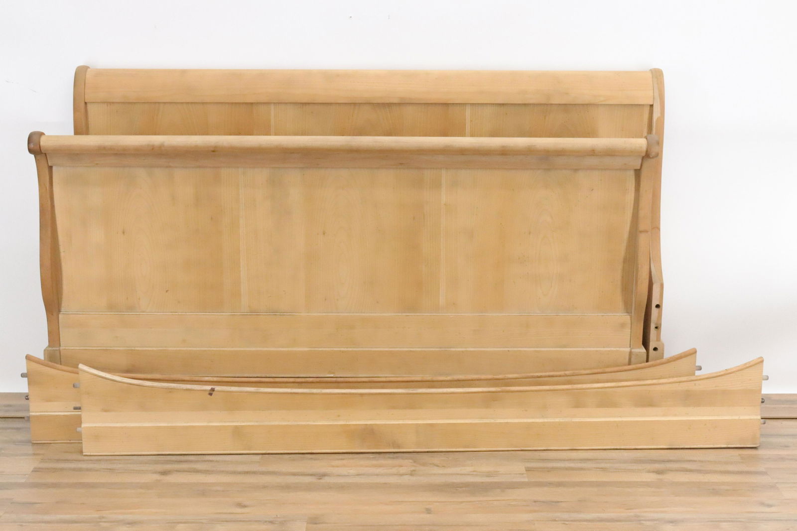 Grange Queen Cherry Sleigh Bed (1 of 7)