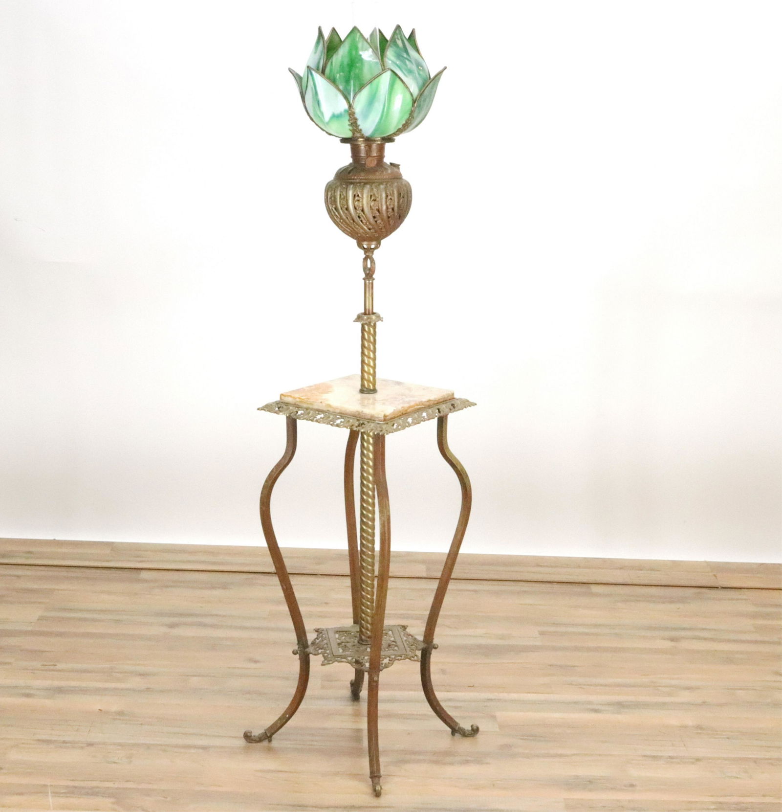Bradley and Hubbard Standing Lamp (1 of 8)