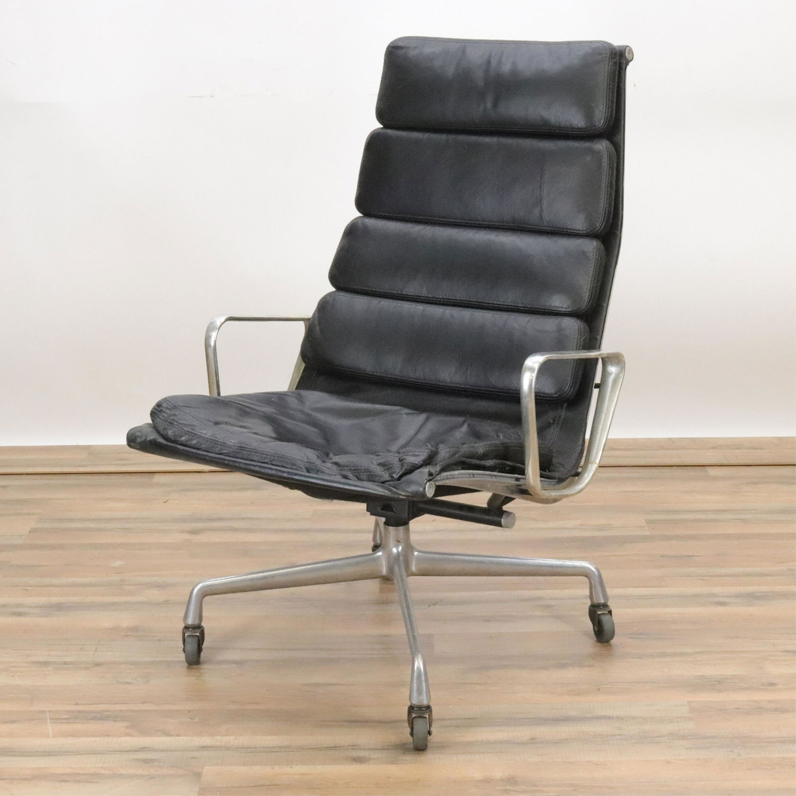 Eames Office Chair by Herman Miller (1 of 7)