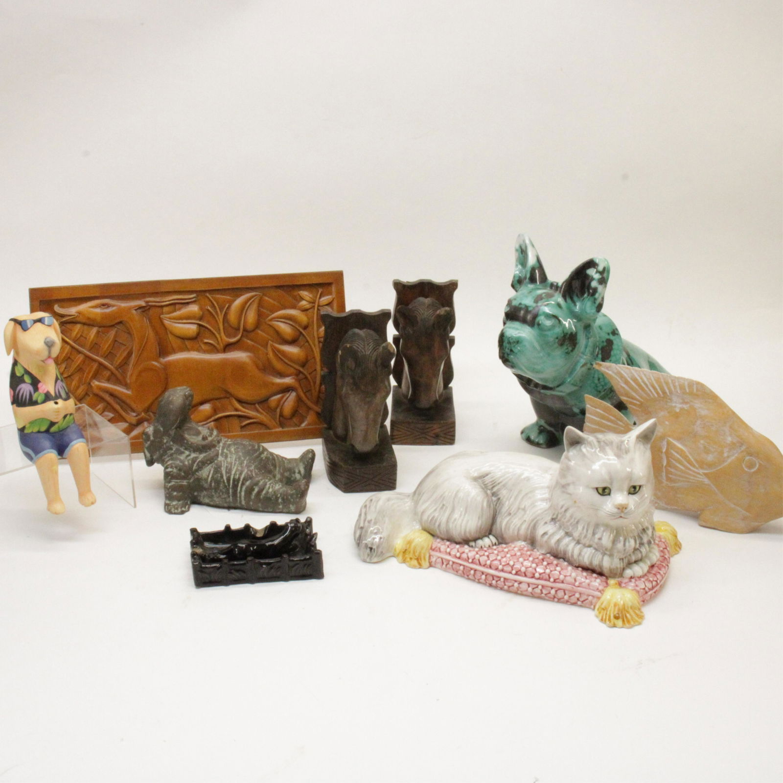 9 Animal Related Ceramic & Wood Objects (1 of 10)
