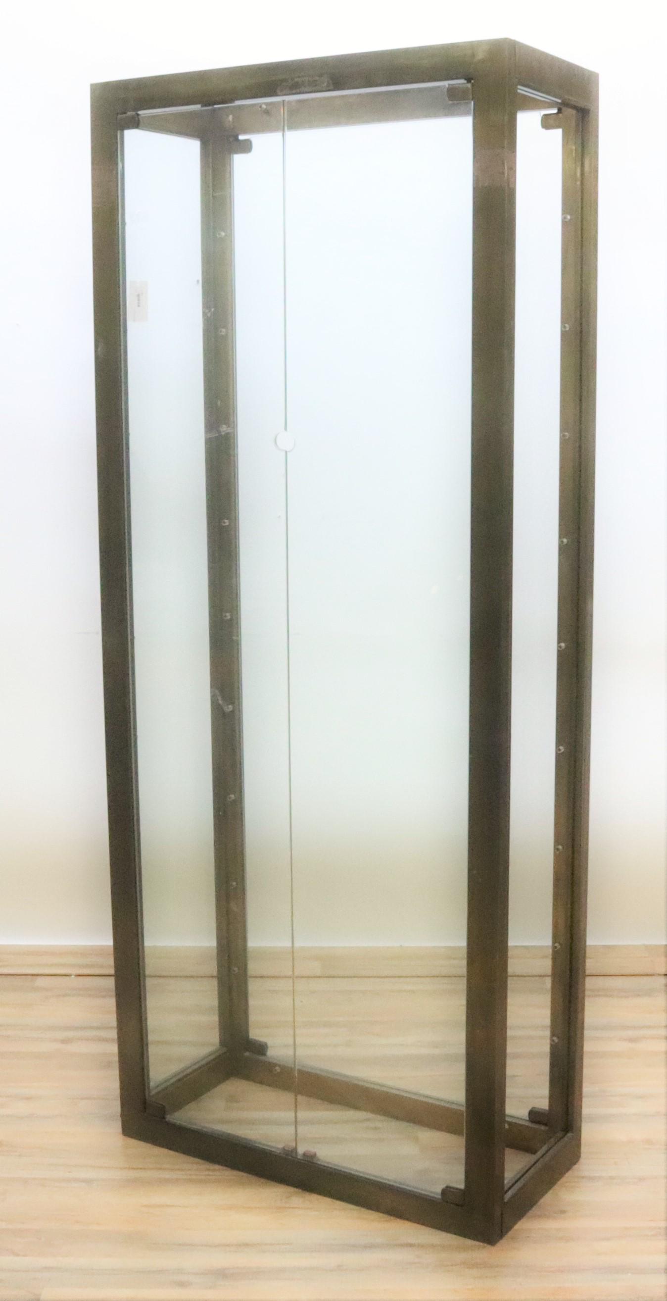 Mastercraft Patinated Brass Display Cabinet, c 1970 (1 of 7)