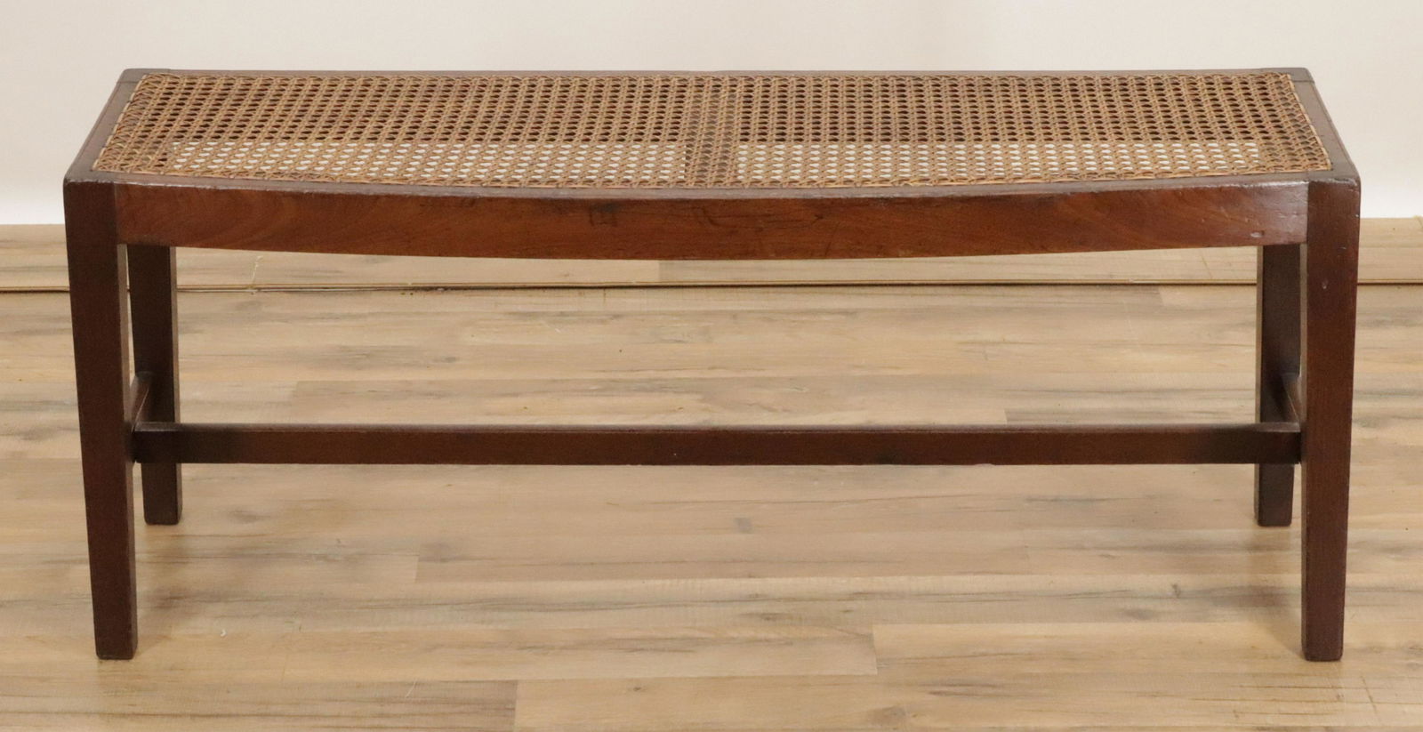 George III Mahogany Windsor Bench, 18th C. (1 of 3)