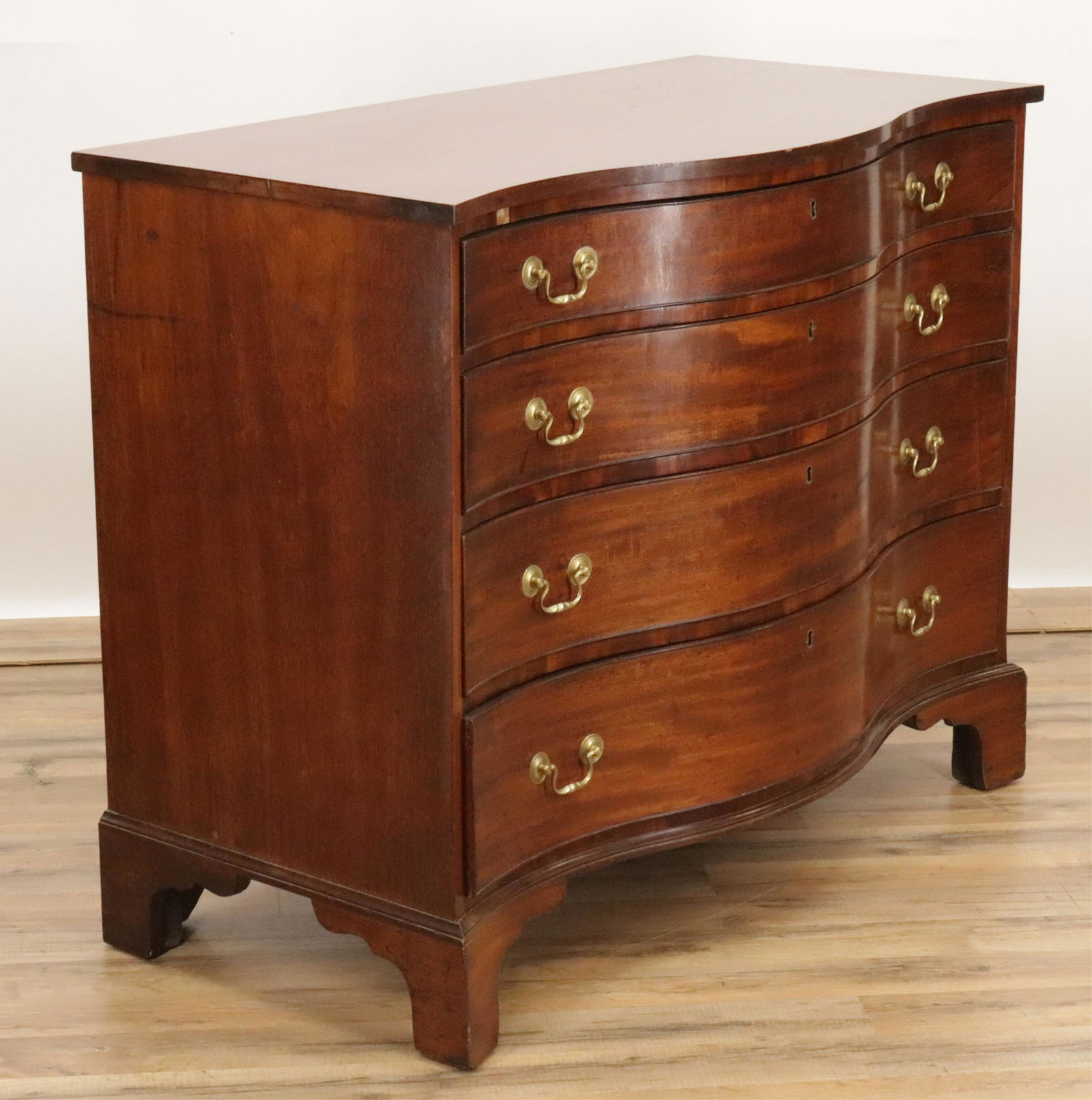 George III Mahogany Chest of Drawers, 18th C. (1 of 6)