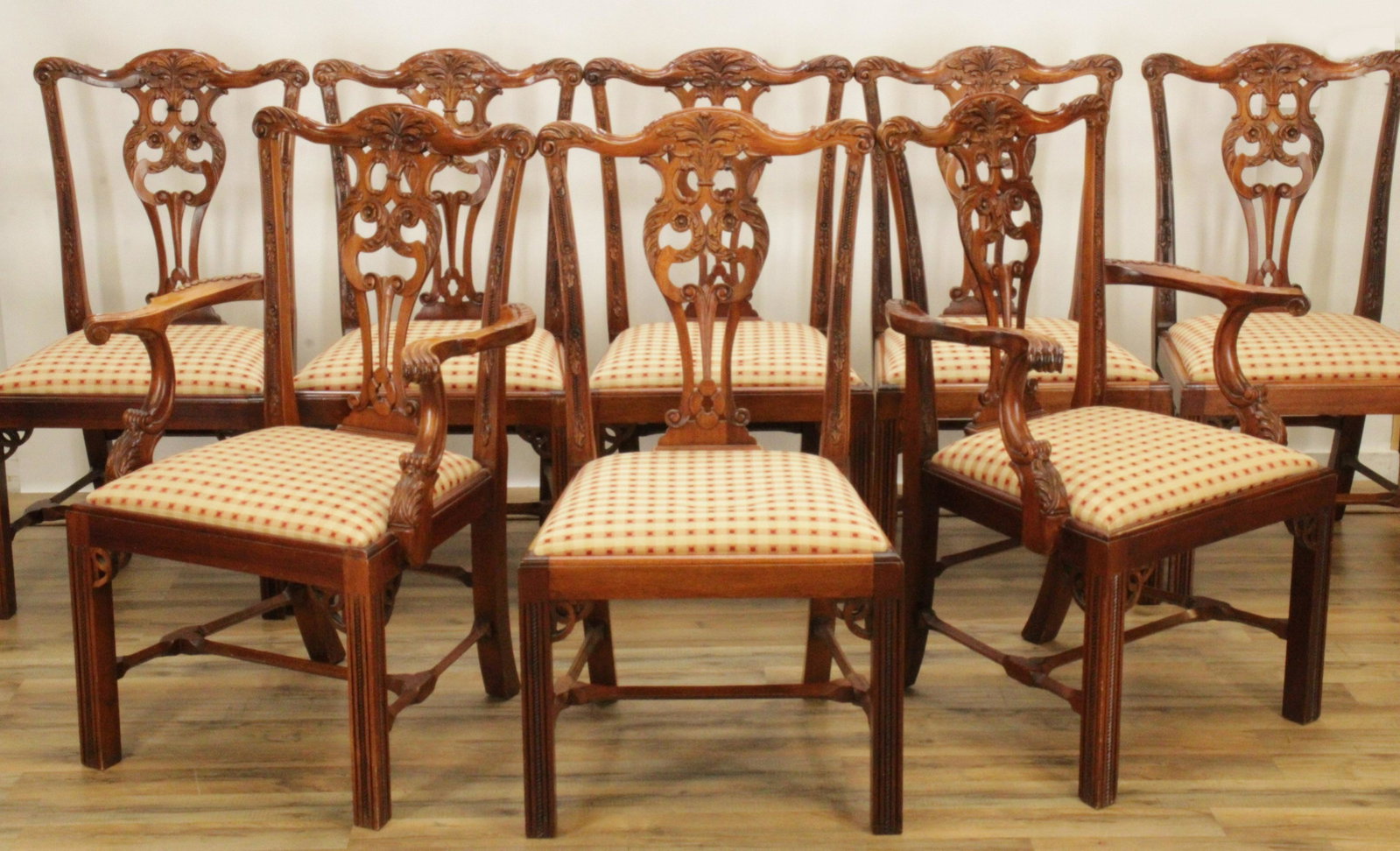 8 Chippendale Style Mahogany Dining Chairs: pierced carved splats Dimensions: 40 x 26 x 21 From a Historic Darien Connecticut Home (JHAN215)(MM)