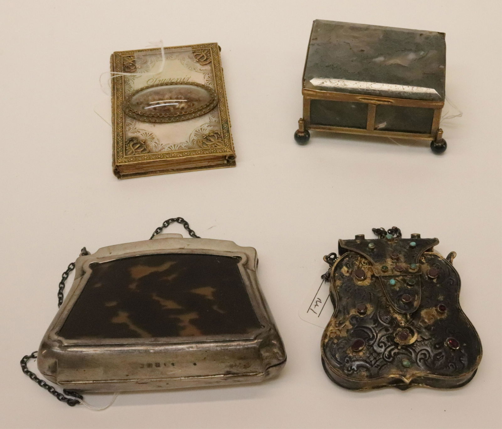 Green Agate Box, Souvenir Book & 2 Purses (1 of 10)