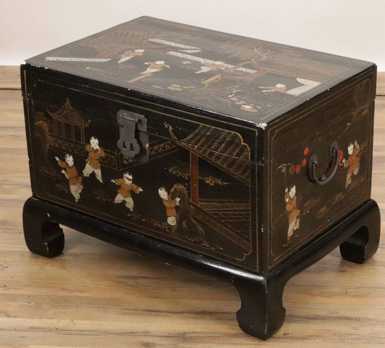 Chinese Black Lacquer Gilt Decorated Chest (1 of 6)