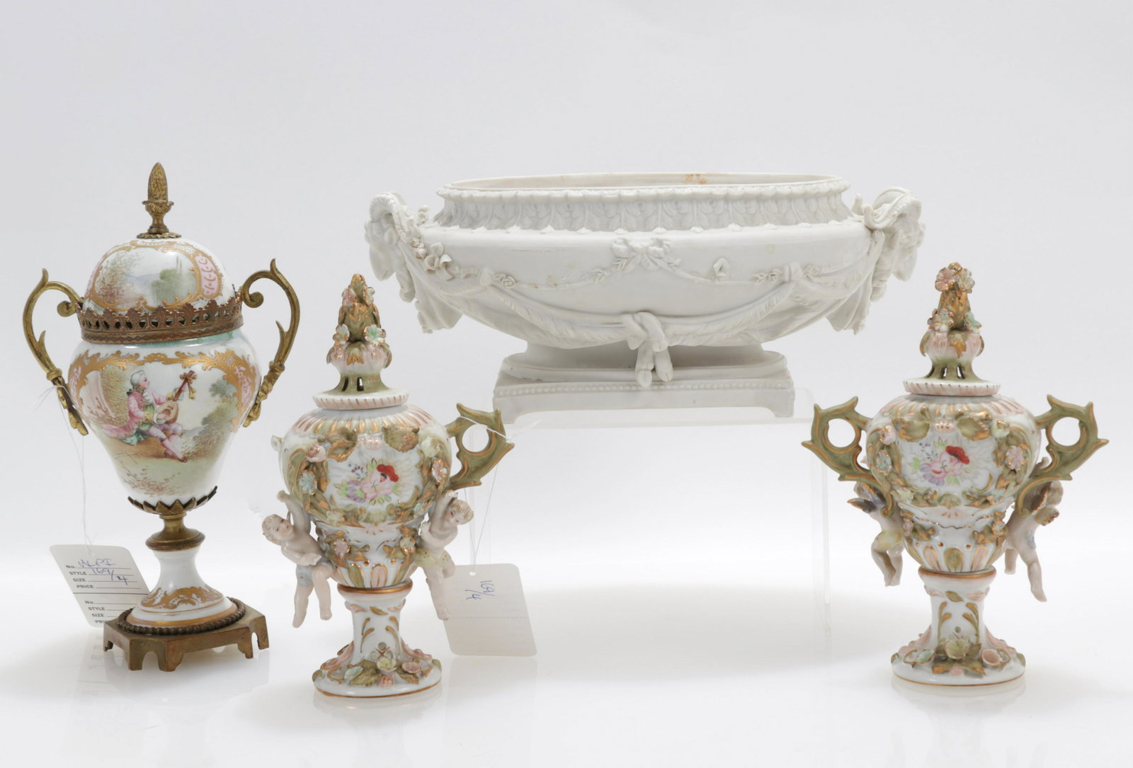 French Sevres Urn, Bisque Dish & Pot-Pourri (1 of 8)