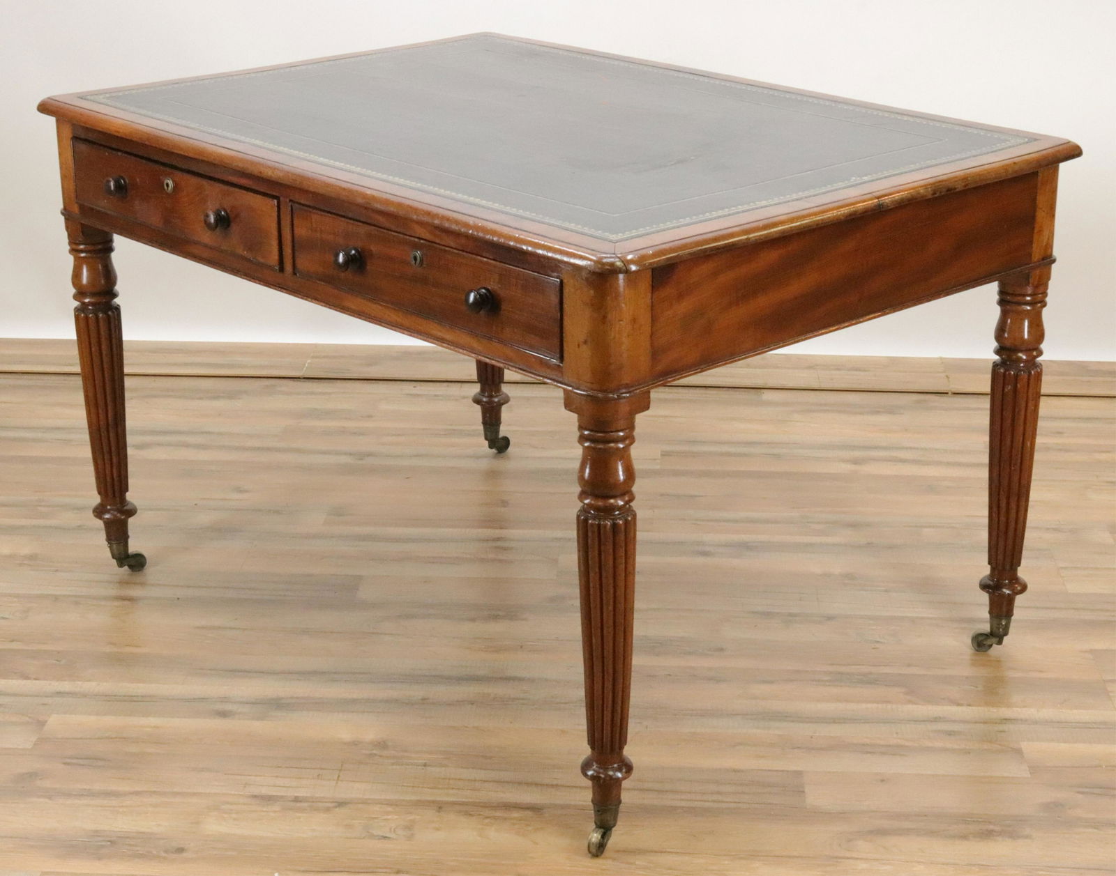 Late William IV Mahogany Writing Desk, 19th C. (1 of 9)