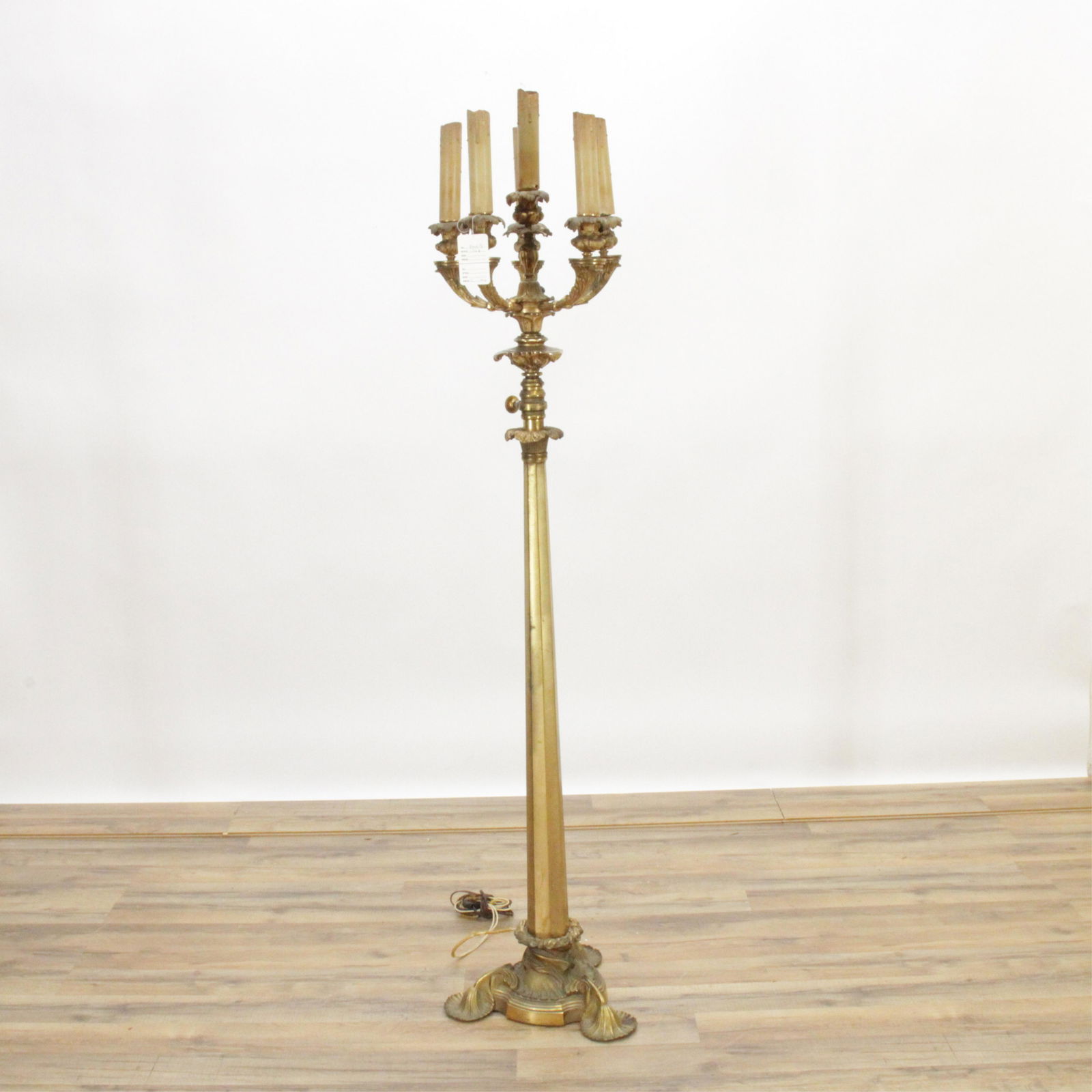 Victorian Gilt Brass Telescoping Floor Lamp, 19 C. (1 of 6)