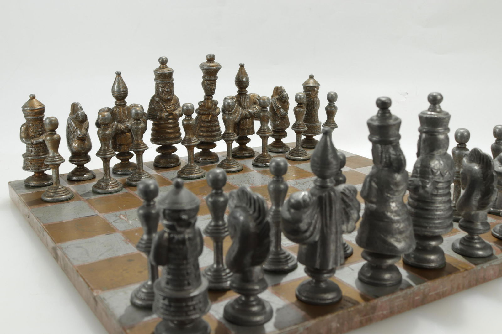 Alice in Wonderland Chess Set (1 of 6)