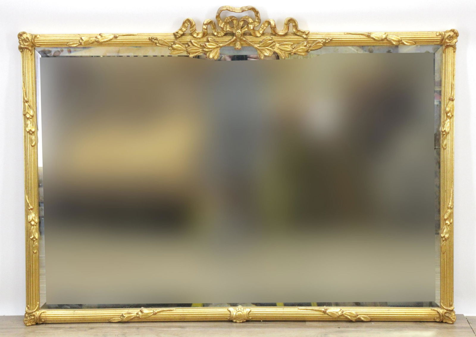 Carvers Guild French Style Bow Top Mirror (1 of 5)