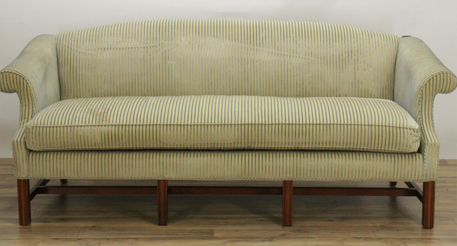 Chippendale Style Rolled Arm Sofa (1 of 5)