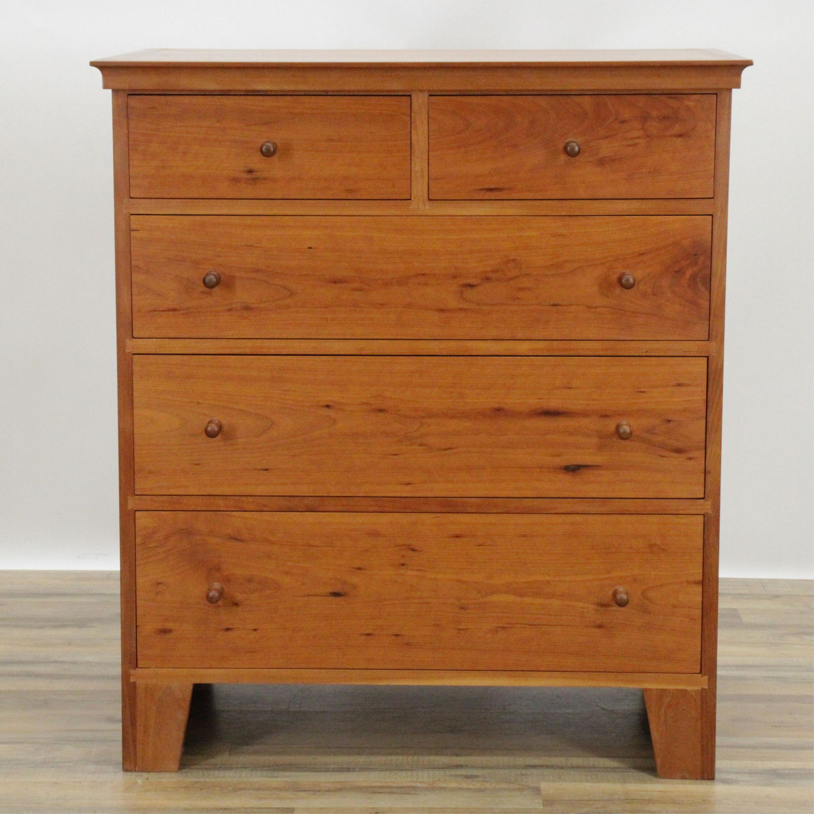 Thomas Moser Cherry Chest of Drawers (1 of 8)