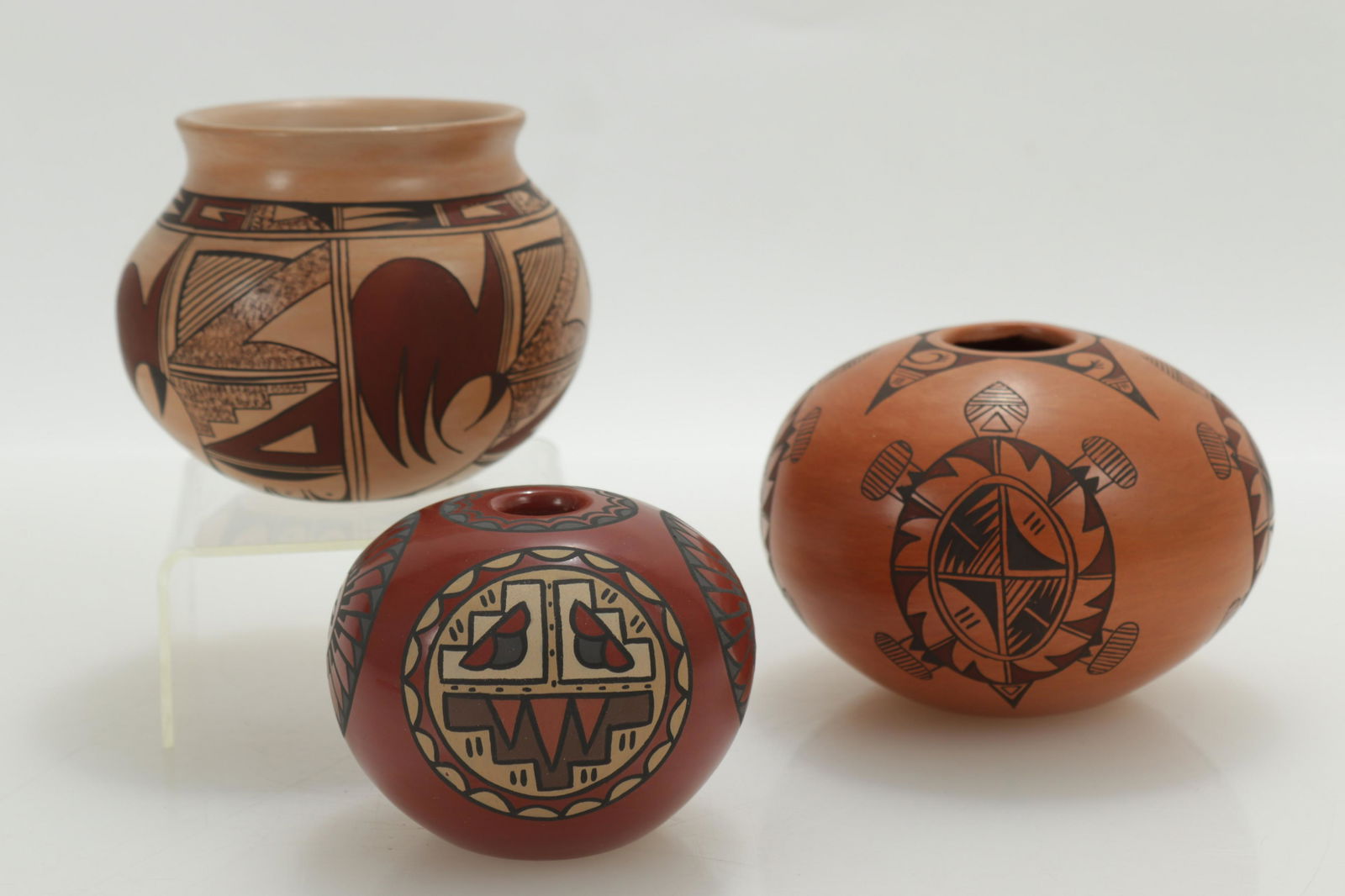Group of Three Southwest Pottery Jars (1 of 7)