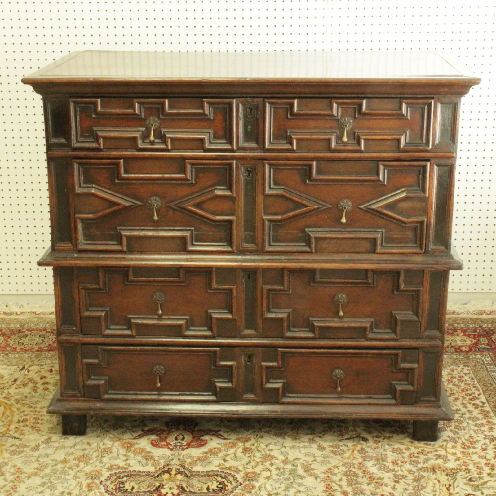 English Baroque Oak Chest of Drawers, 17th C. (1 of 19)