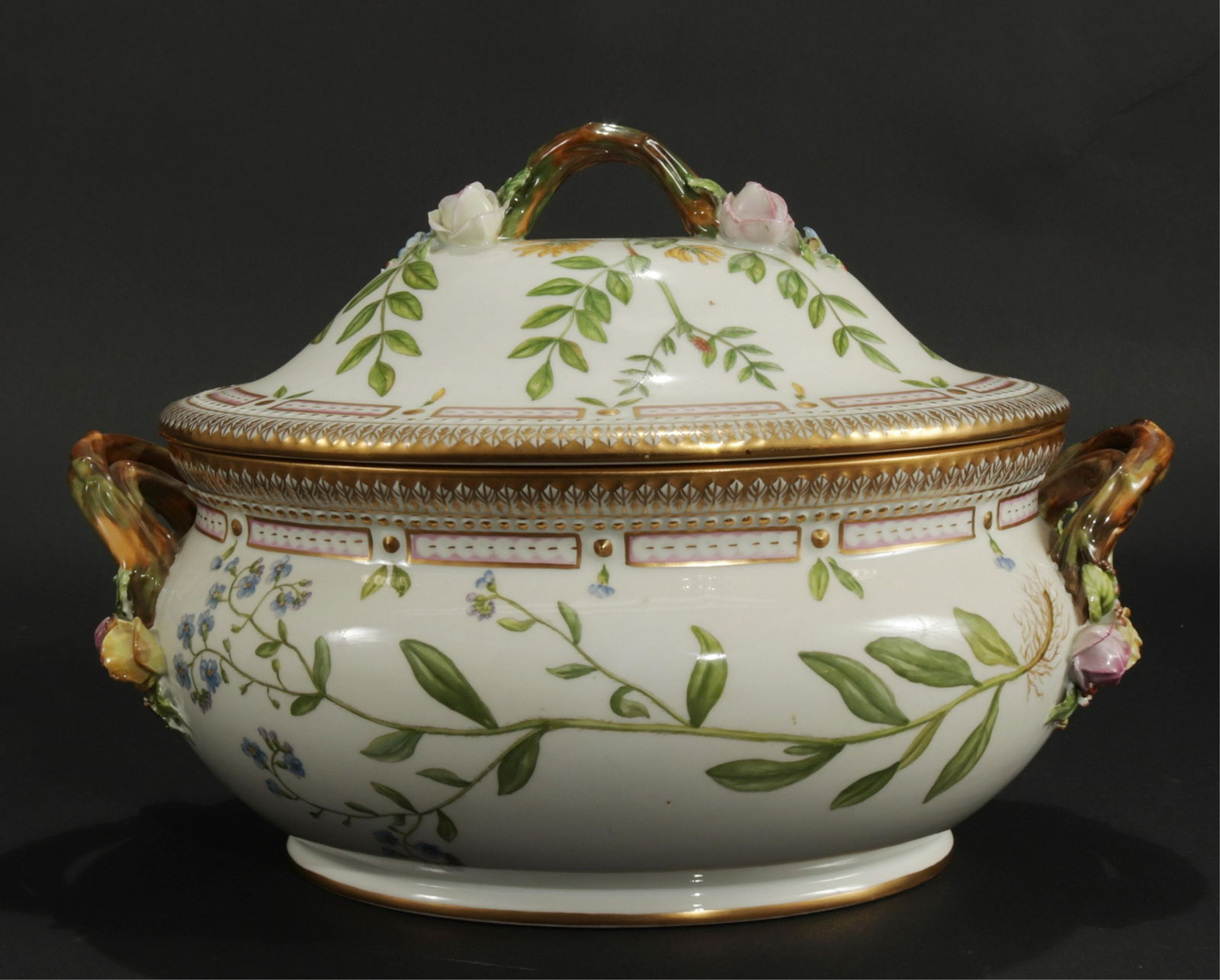 Royal Copenhagen Flora Danica Soup Tureen (1 of 20)