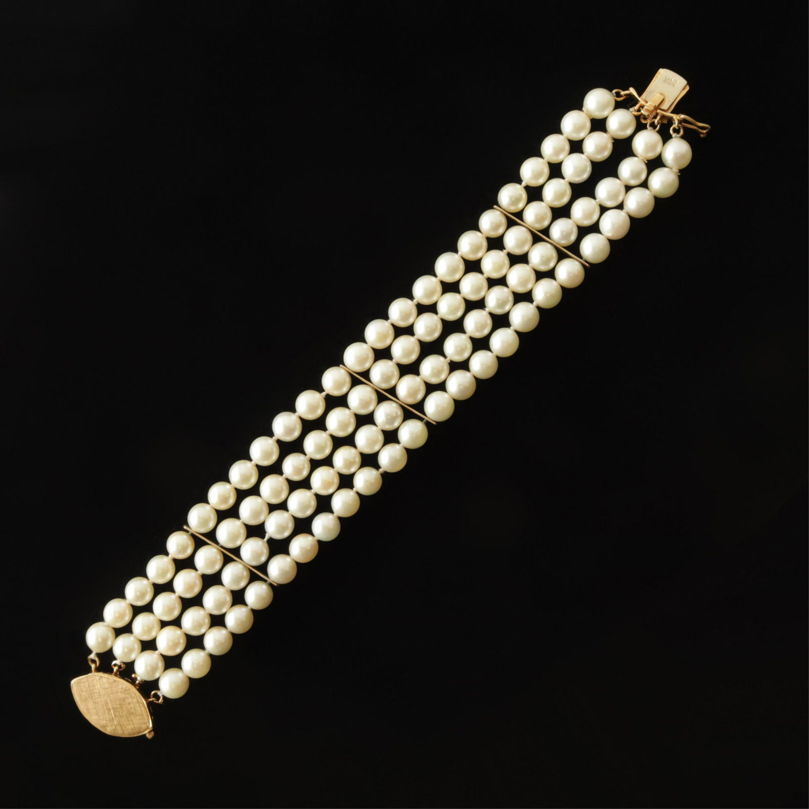 Four Strand Pearl Bracelet (1 of 5)
