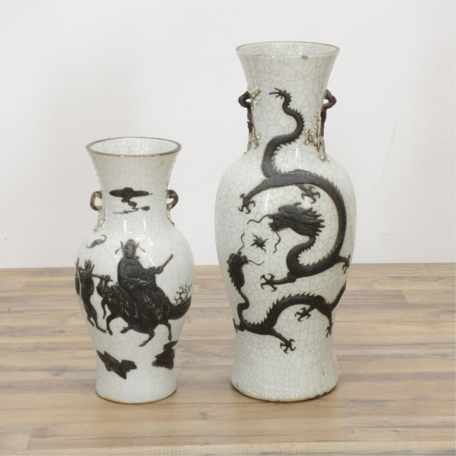 Two Chinese Dragon Vases (1 of 17)