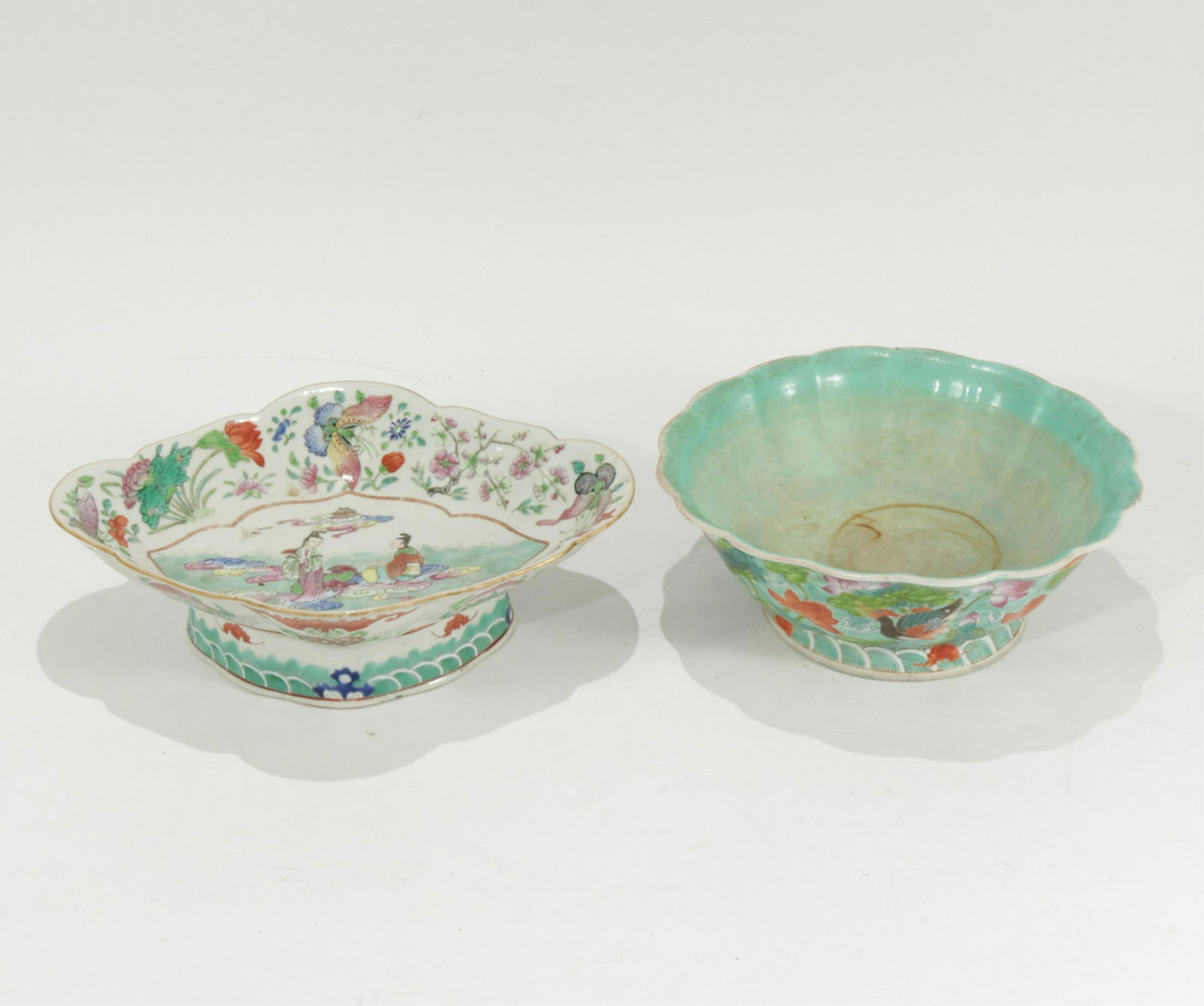 Two Chinese Famille Vert Pedestal Bowls (1 of 16)