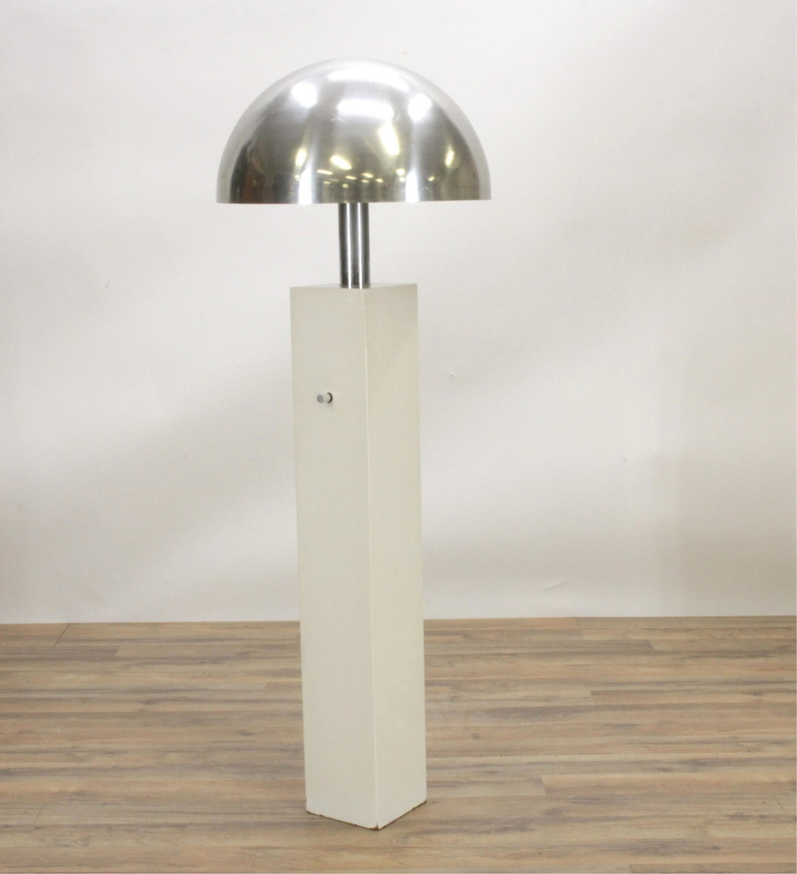 Sonneman Style Chrome and Lacquer Floor Lamp (1 of 9)