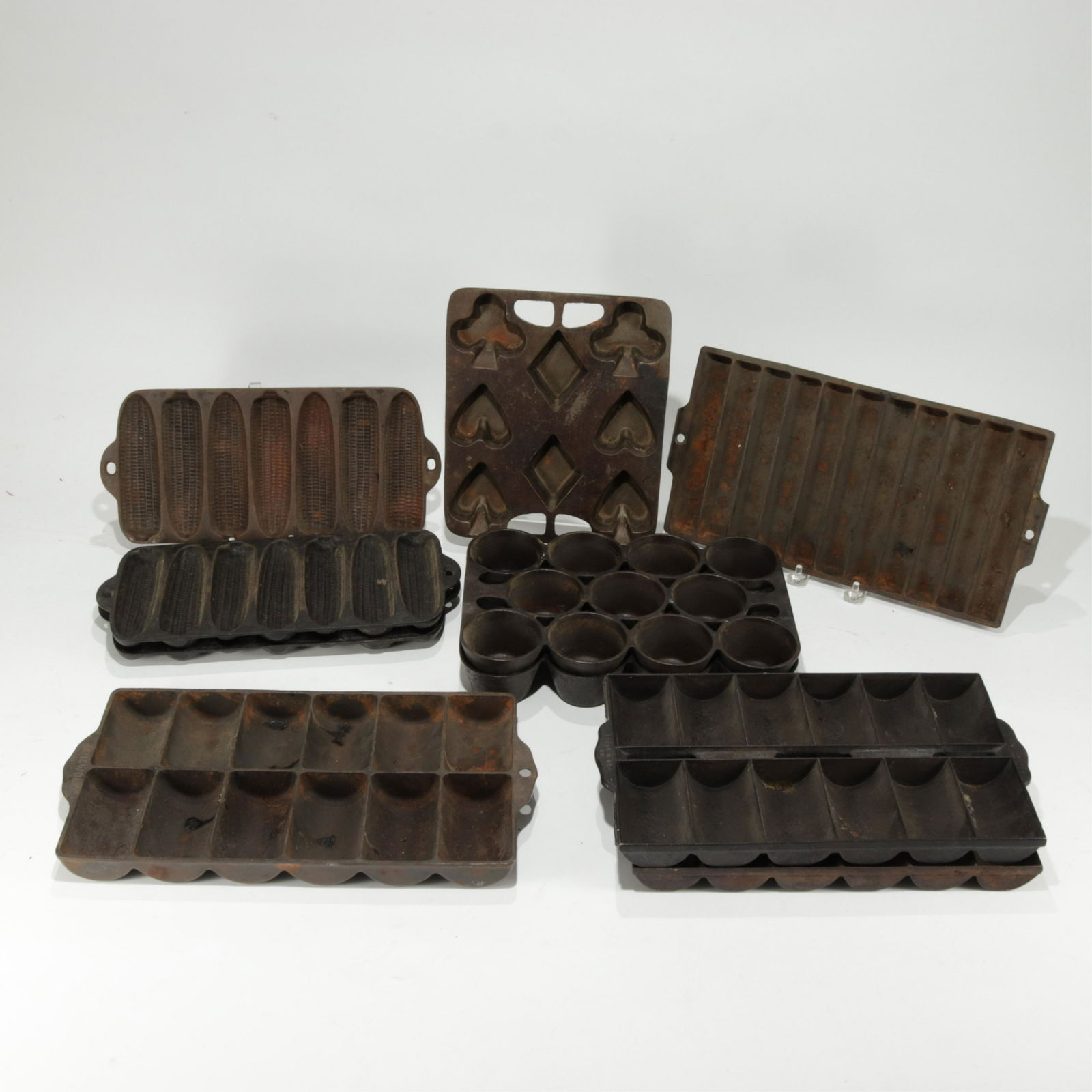 Ten Vintage Cast Iron Food Molds (1 of 8)