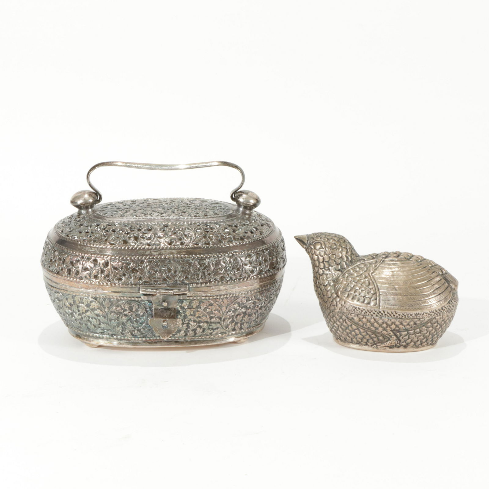 2 Indian Silver Boxes Chick & Handled Articulated (1 of 5)
