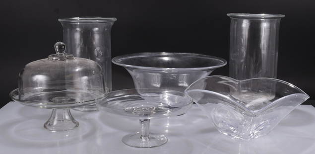 6 Very Large Clear Glass Bowls, Stands, Vases: 6 Very Large Clear Glass Bowls, Stands, VasesDimensions: Bowl 8" H x 16 1/4" Dia. Shipping is the buyer's responsibility! We recommend obtaining a quote from a third party shipper prior to bidding