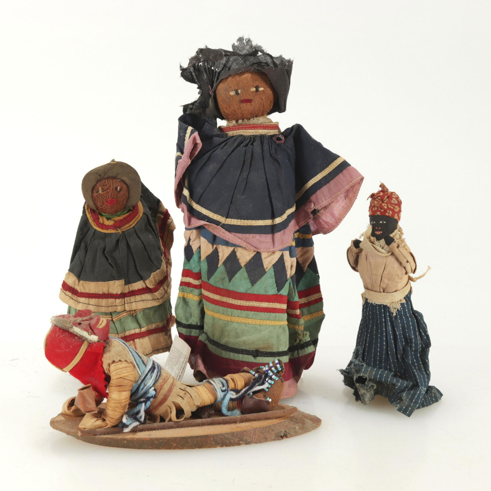 4 Indian Husk Dolls (1 of 5)