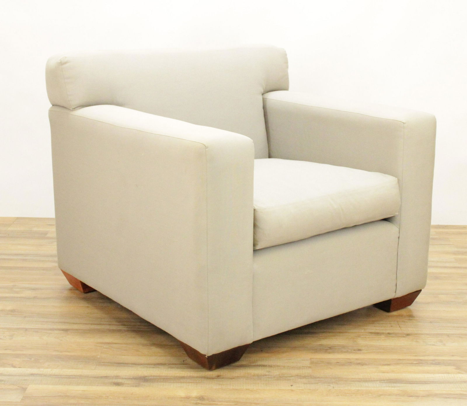 Contemporary Club Chair (1 of 3)