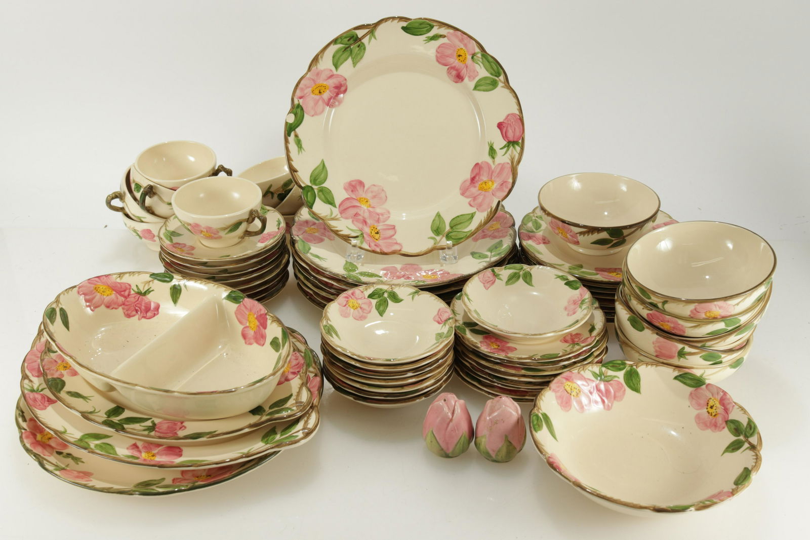 Franciscan Pottery Partial Dinner Service (1 of 3)