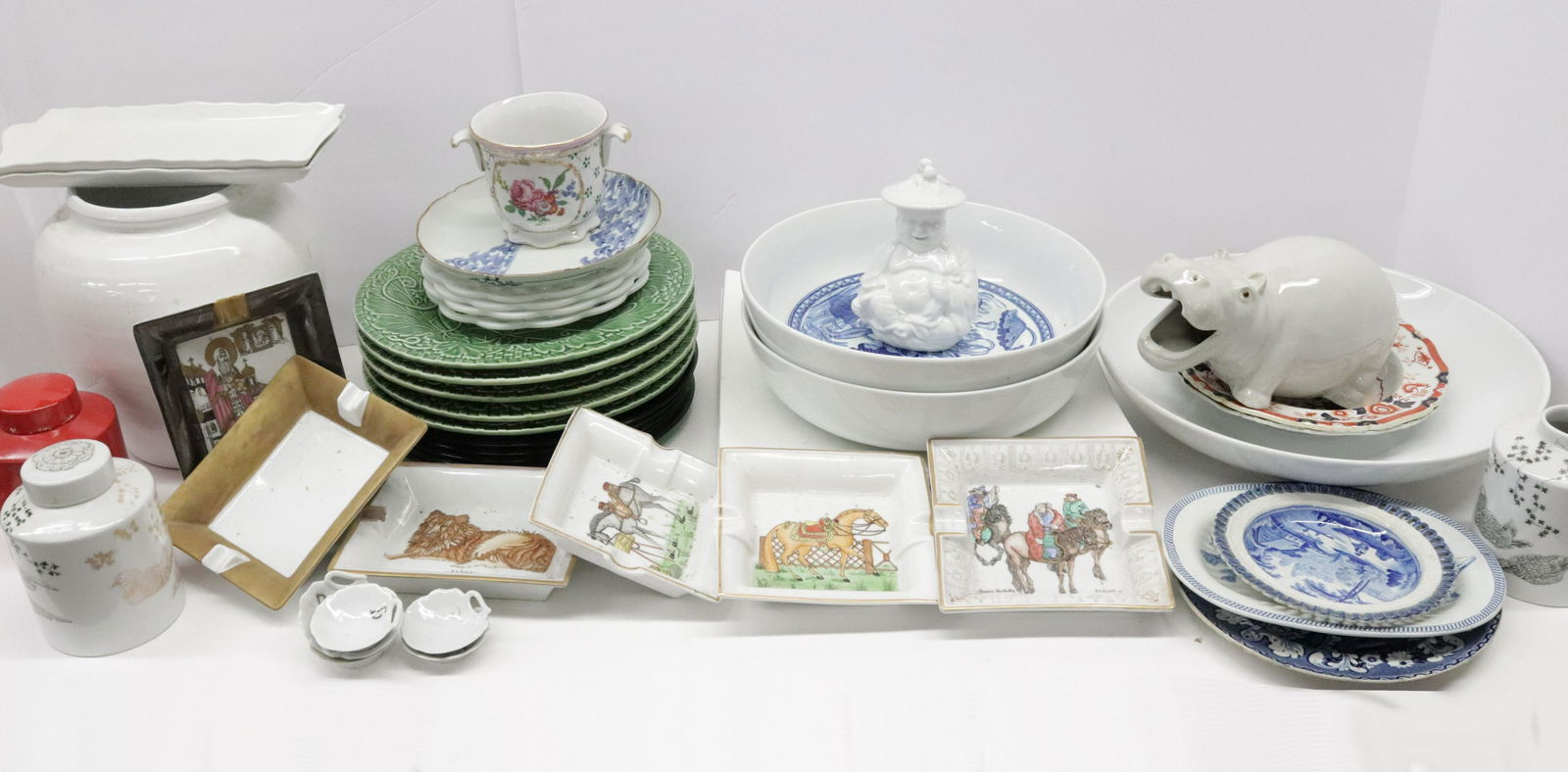 Box Lot of Assorted Porcelains (1 of 12)