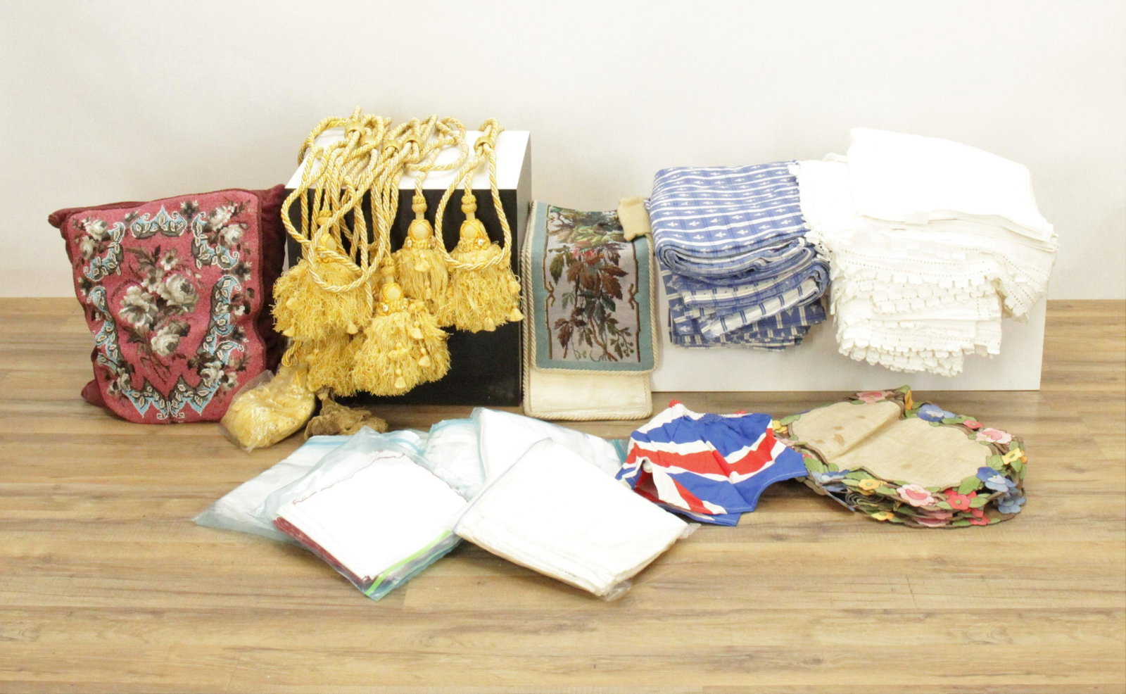 Box of Remnants, Beaded Pillow & Curtain Ties: Box of Remnants, Beaded Pillow and Curtain TiesDimensions: Pillow 17" square Shipping is the buyer's responsibility! We recommend obtaining a quote from a third party shipper prior to bidding