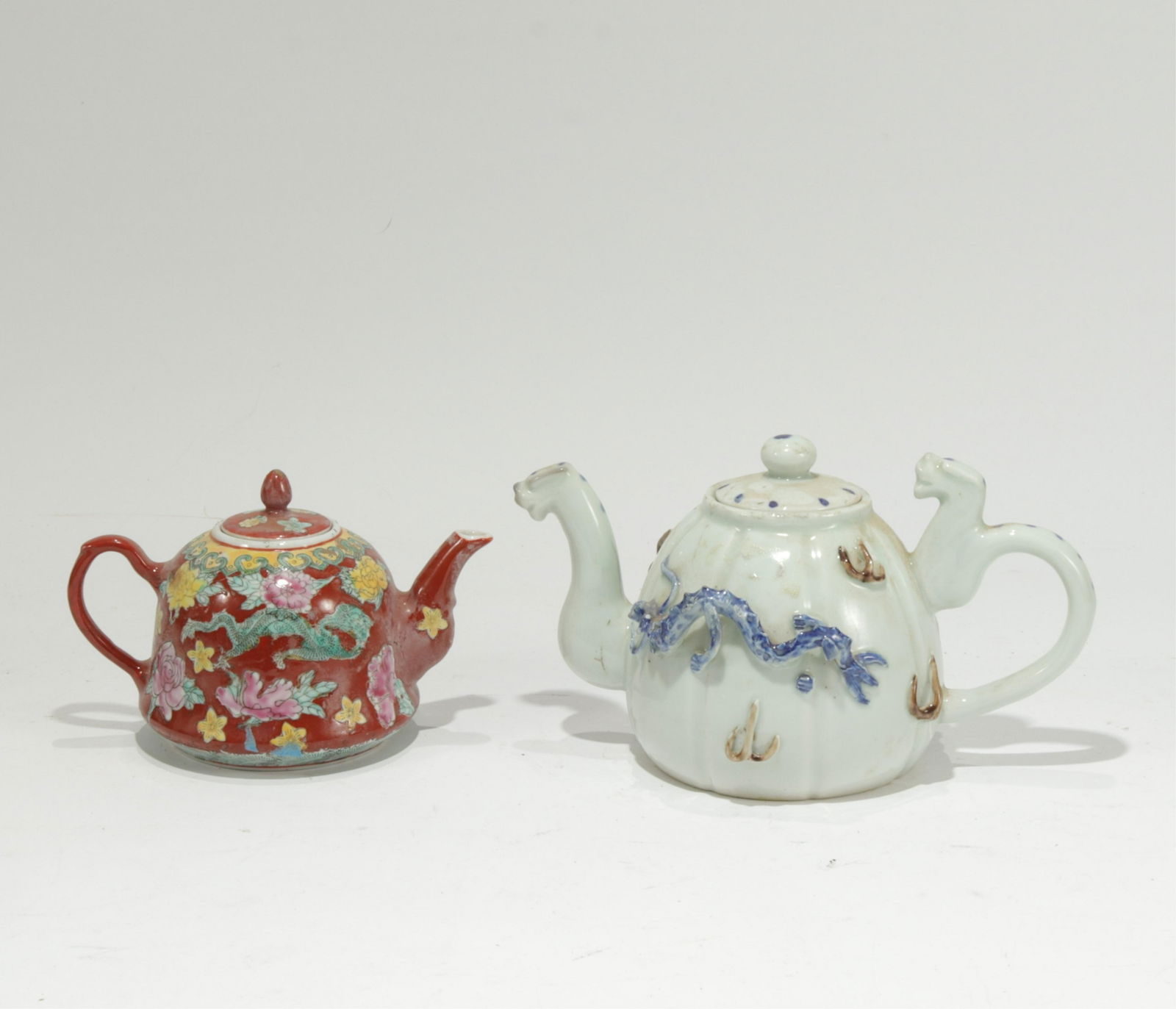 Two Chinese Porcelain Teapots (1 of 6)