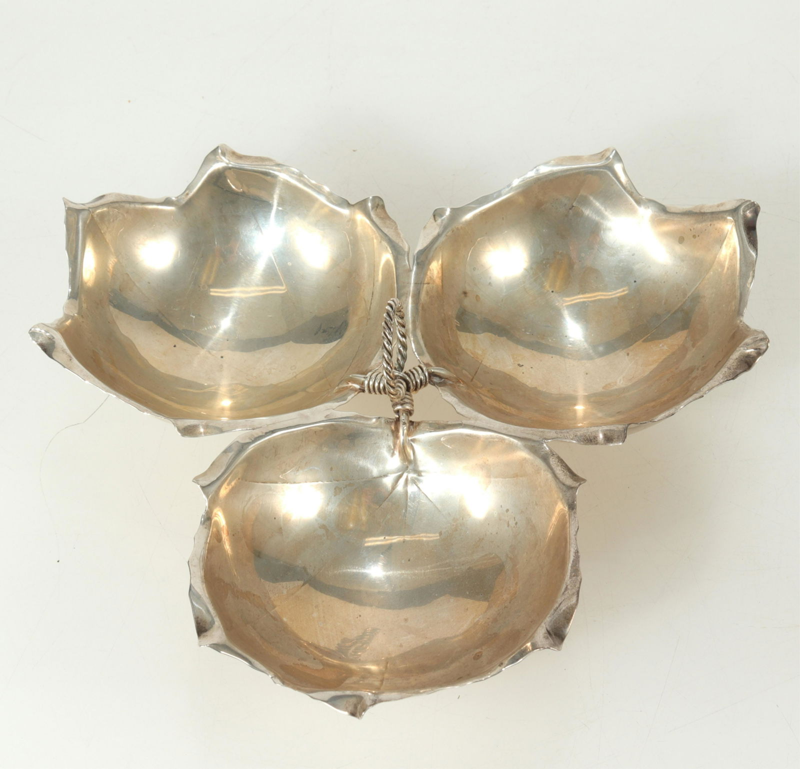 Alfredo Sciarrotta Sterling Silver Three-Leaf Bowl (1 of 5)