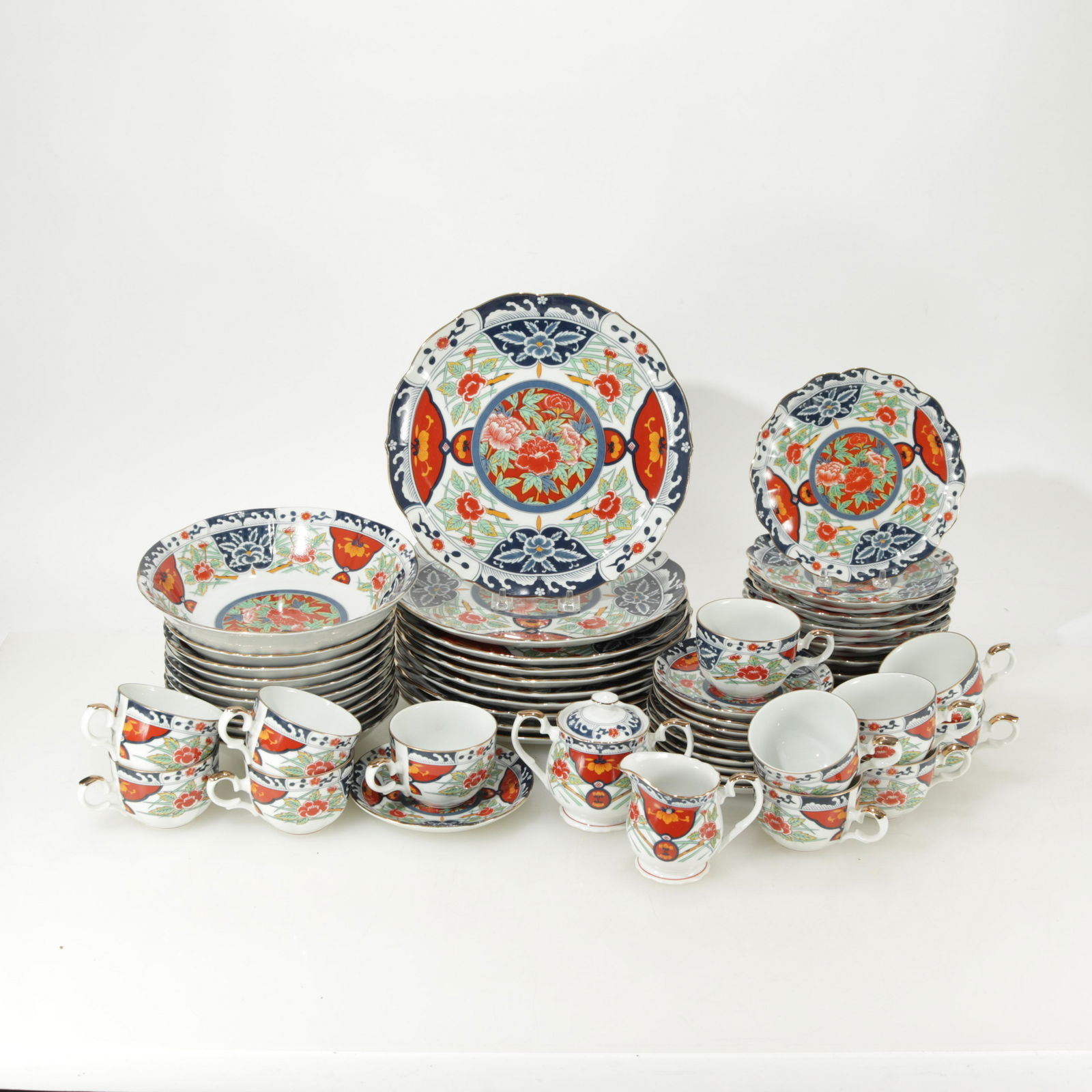Gumps Imari Style Porcelain - KIKU pattern (1 of 4)