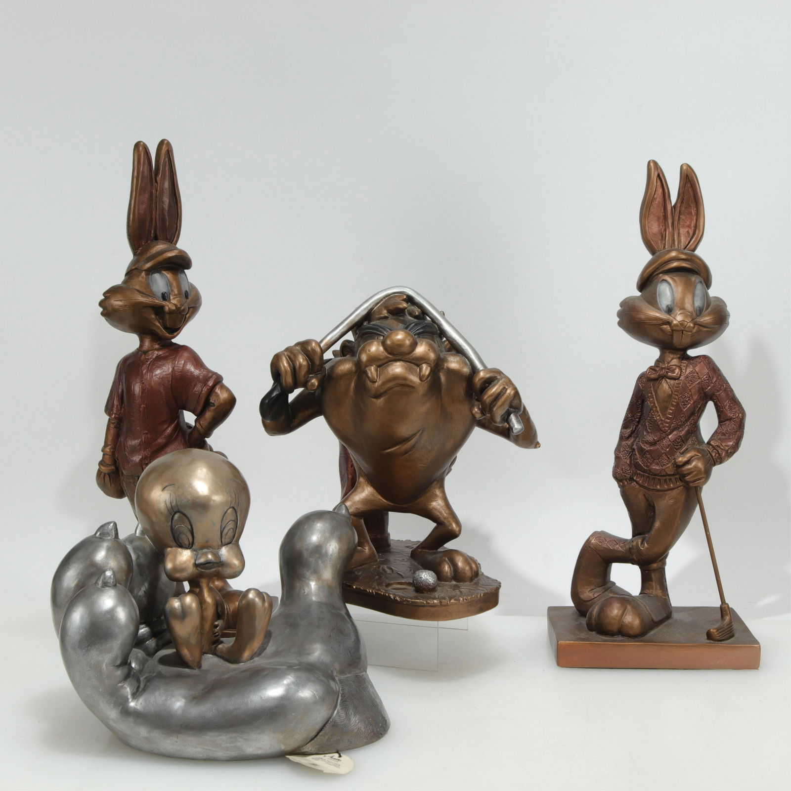 4 Austin Sculptures - Bugs Bunny, Tweety & other (1 of 15)