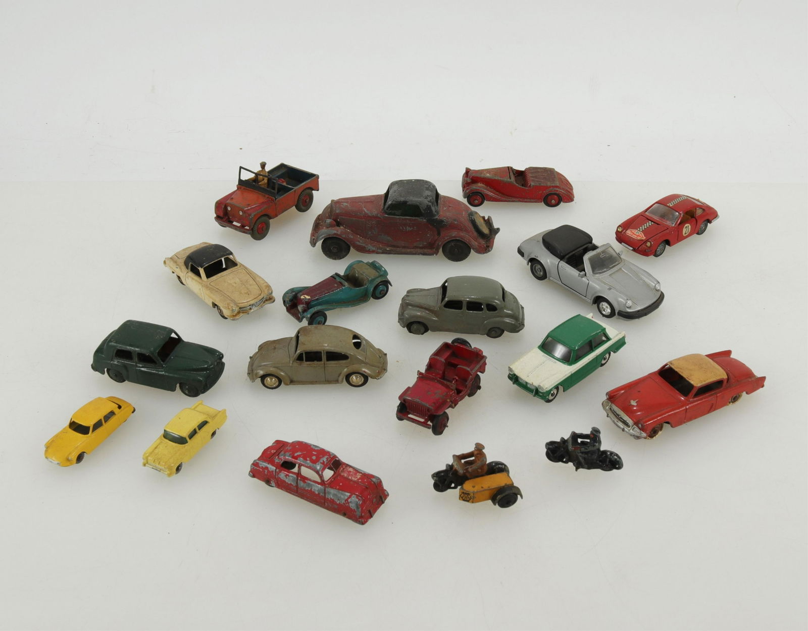 DINKY Toy Sports Car Collection, others (1 of 12)